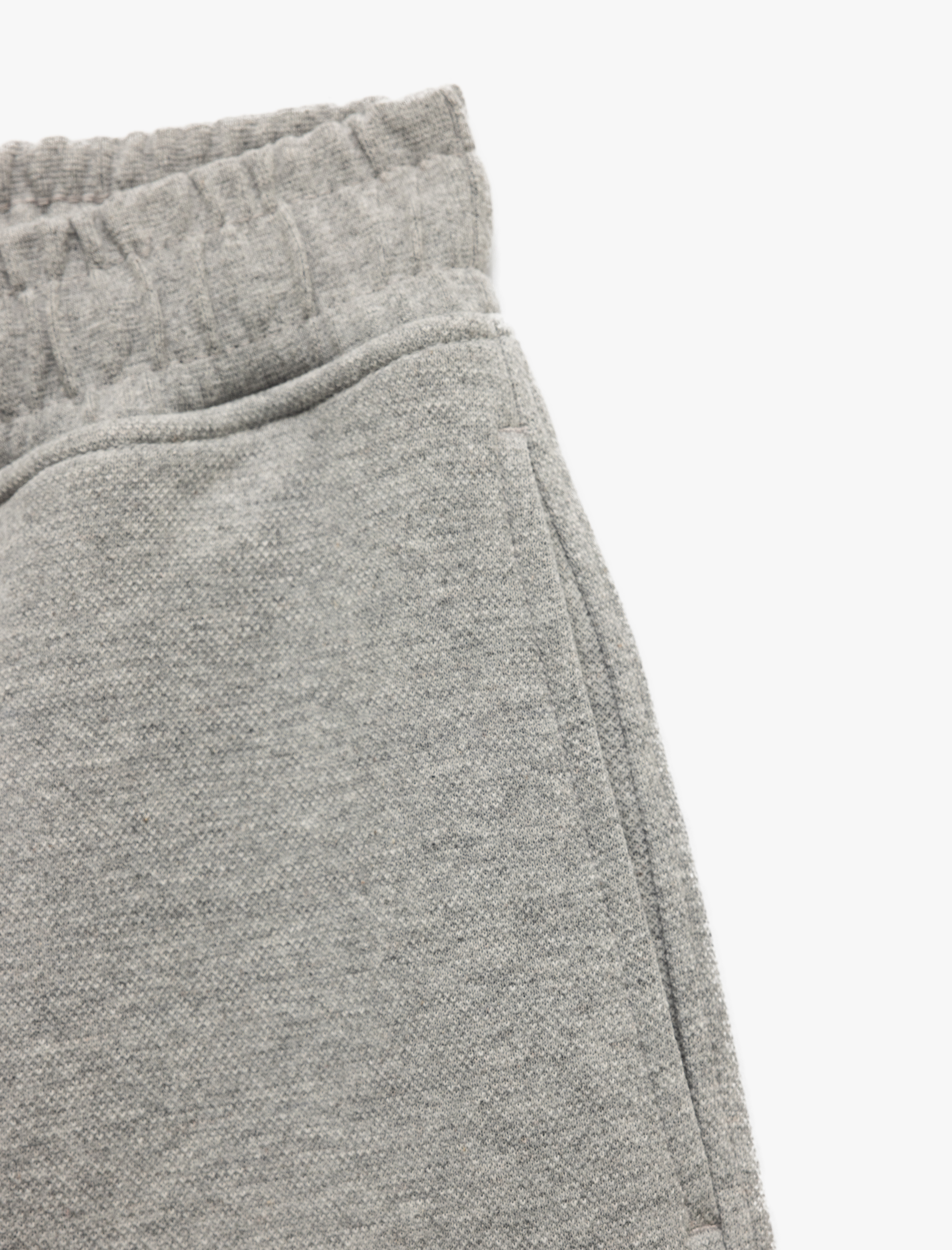   Cep Detaylı Pike Kumaş Beli Lastikli Bermuda Şort