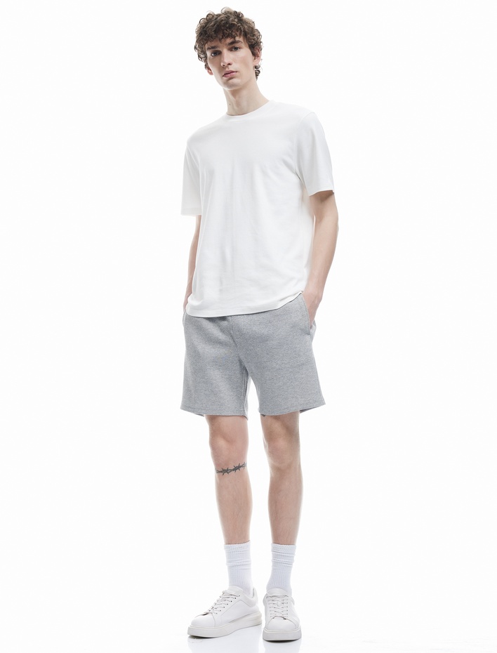  Cep Detaylı Pike Kumaş Beli Lastikli Bermuda Şort