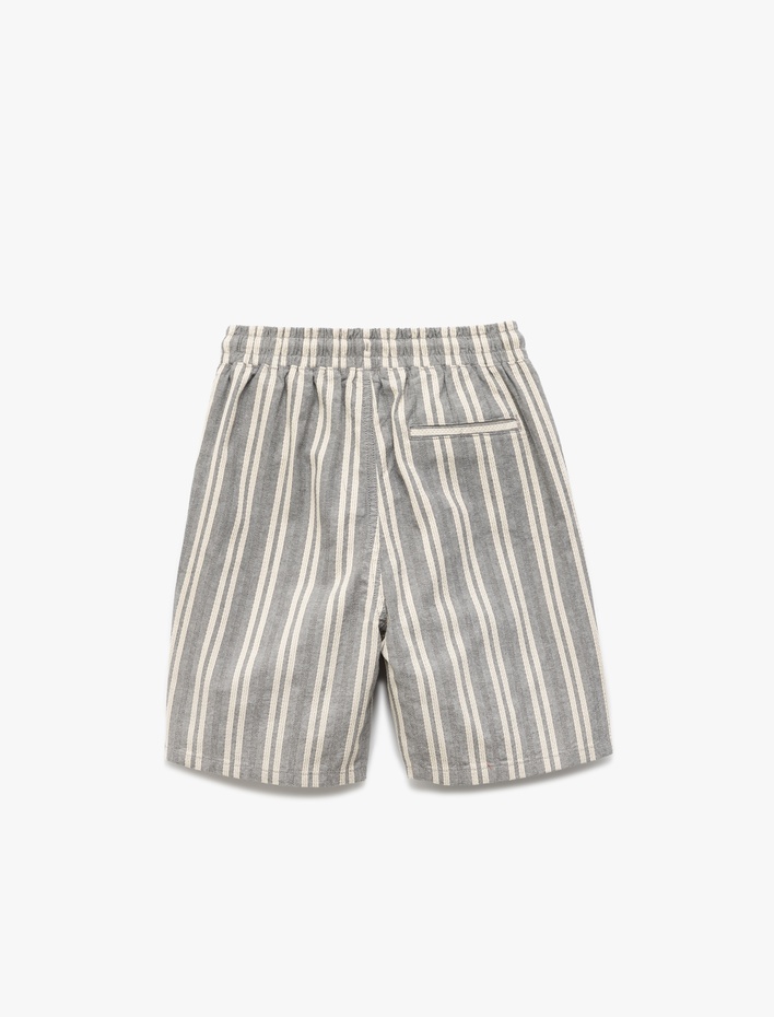 Erkek Çocuk Pamuklu Cep Detaylı Beli Bağcıklı Çizgili Şort