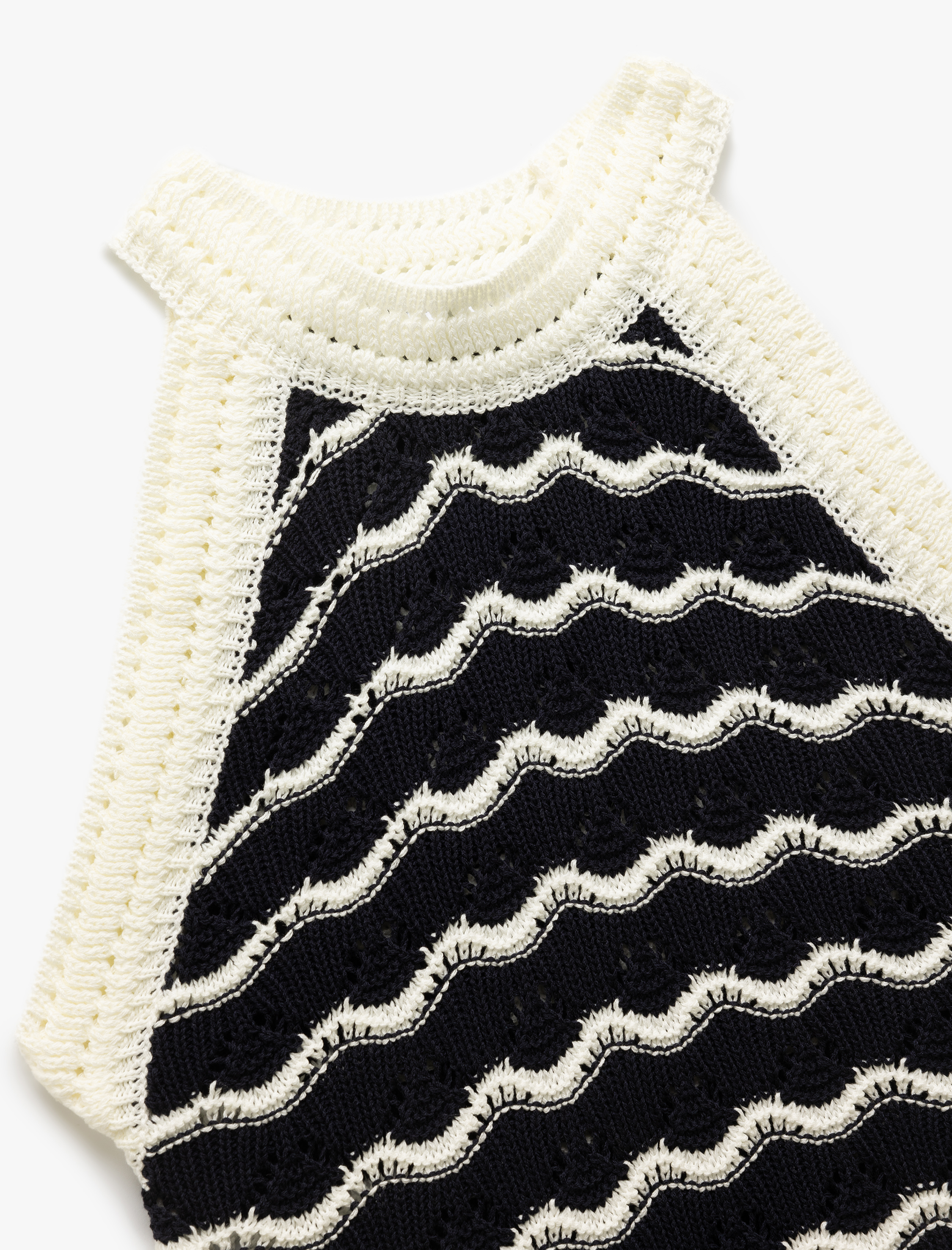   Koton X Sima Tarkan - Kolsuz Renk Kontrastlı Halter Yaka Kroşe Bluz