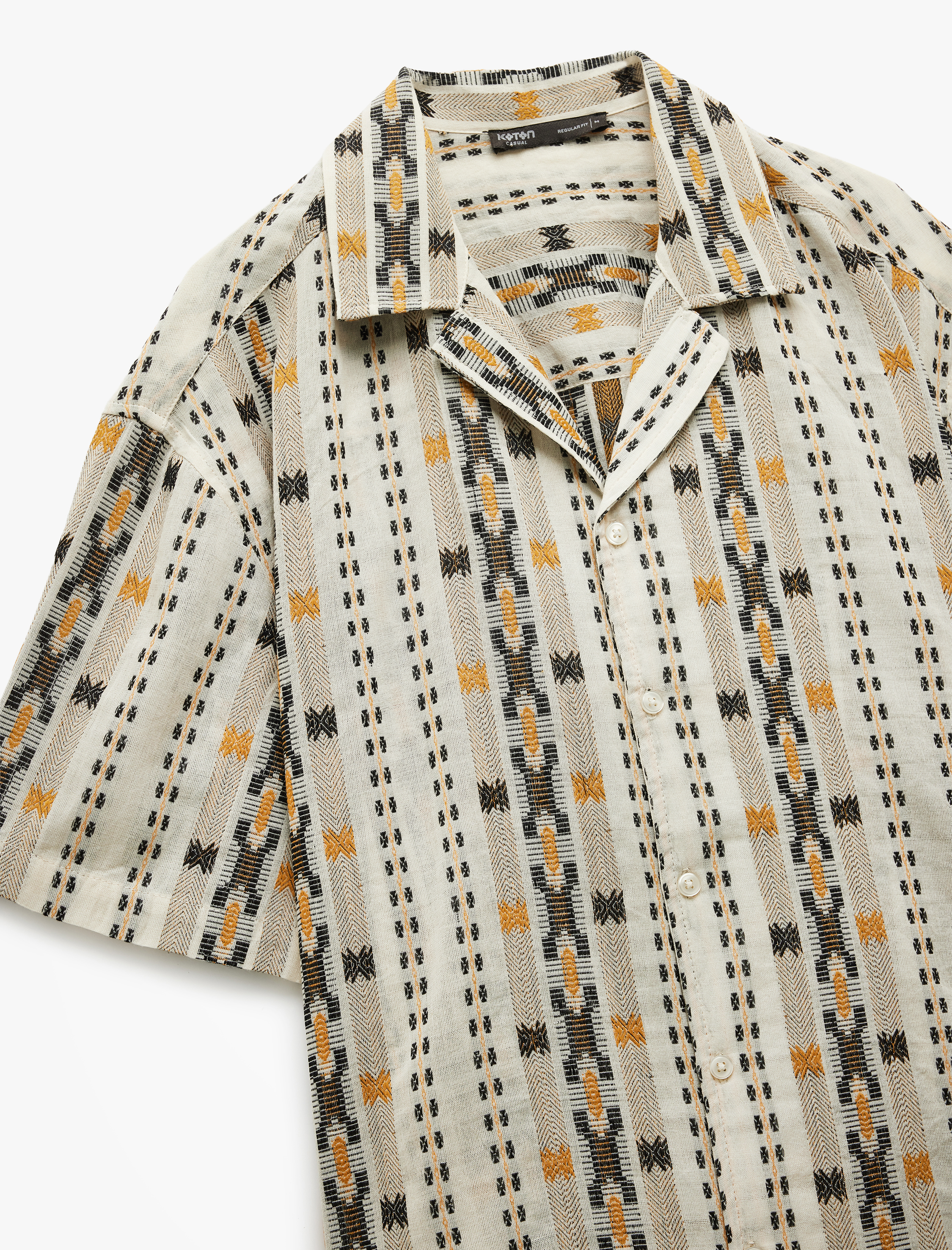   Kısa Kollu Gömlek Yaka Pamuklu Desenli Gömlek