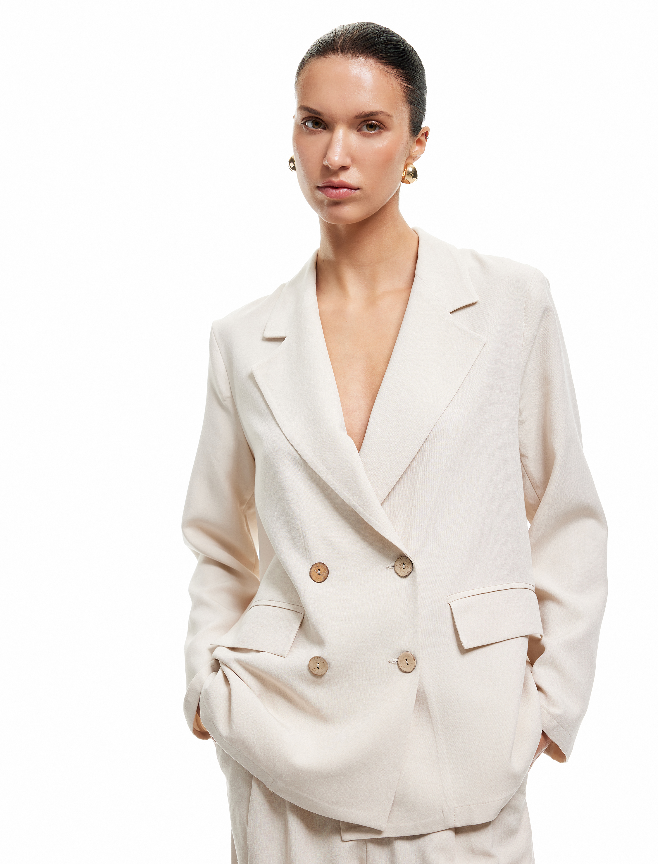 Koton Kadın Uzun Kollu Cepli Keten Karışımlı Kruvaze Oversize Blazer Ceket - 1