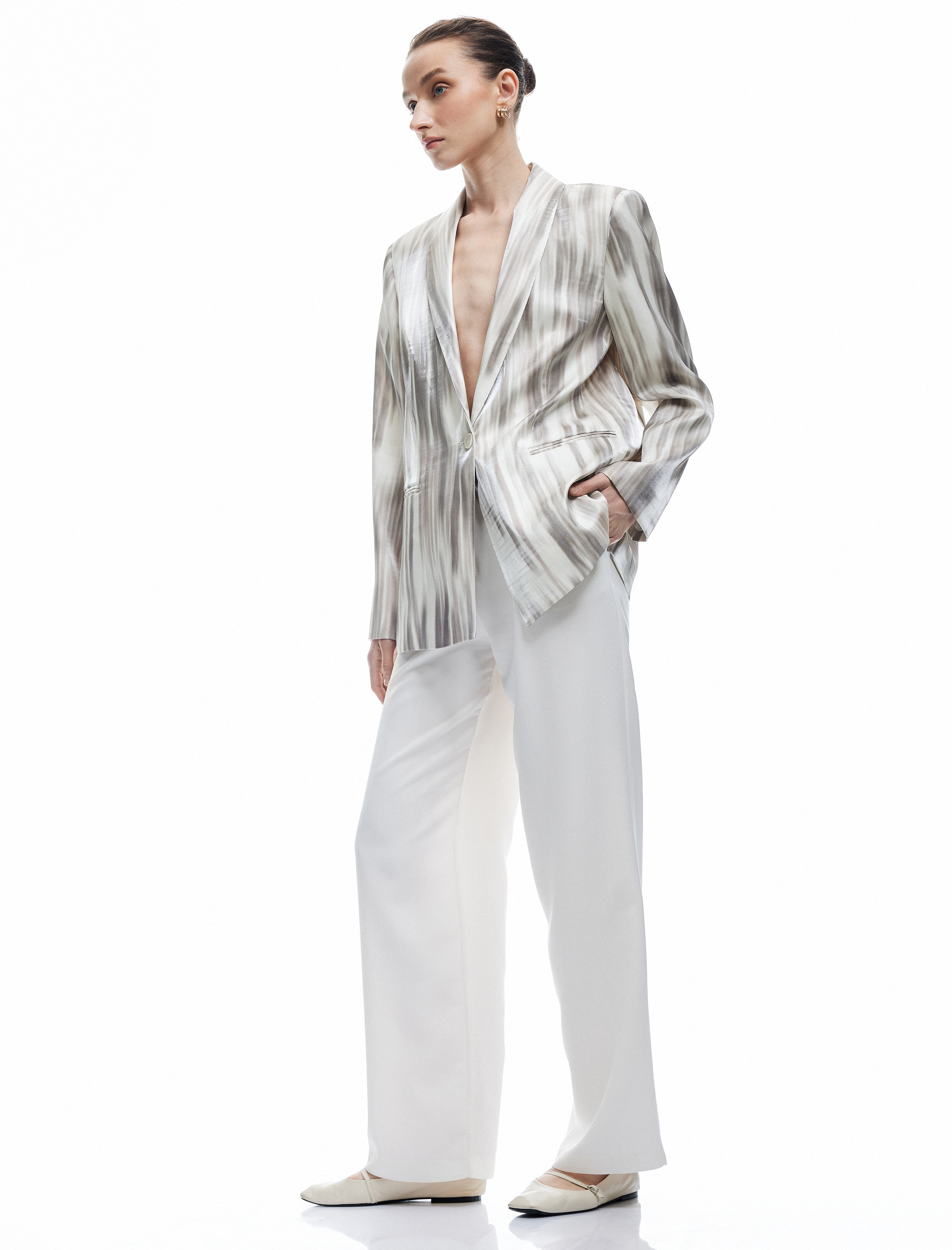   Modal Kumaş Karışımlı Pile Detaylı Cepli Geniş Paça Pantolon