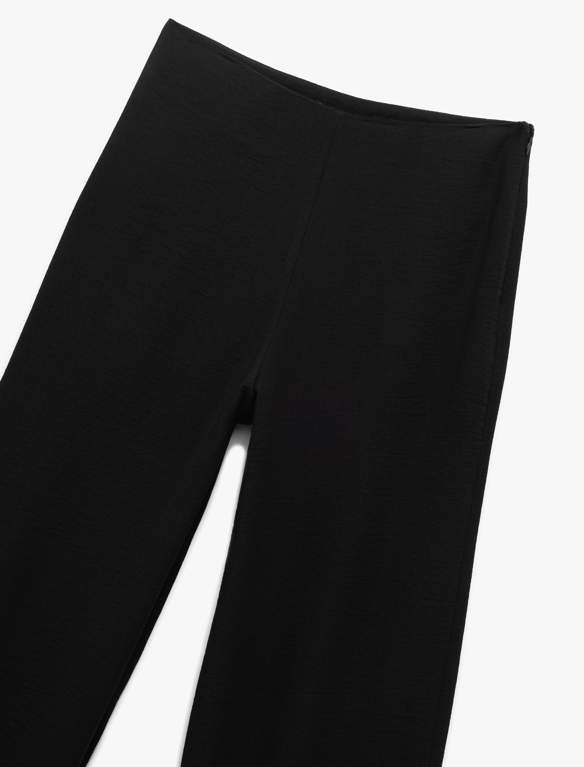   Palmiye İşleme Detaylı Bol Paça Düşük Bel Viskon Pantolon