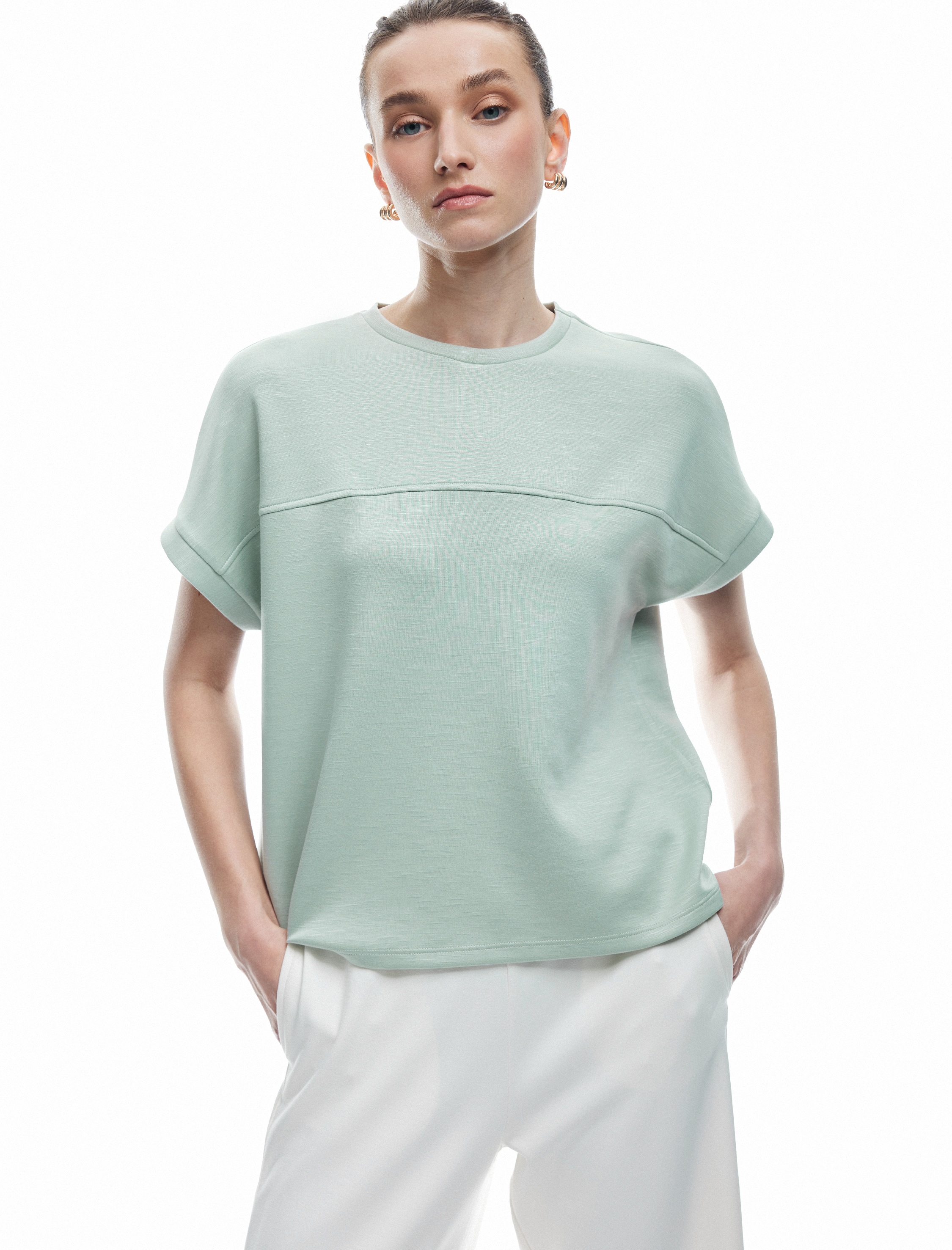   Viskon Kumaş Dikiş Detaylı Kısa Kollu Bisiklet Yaka Tişört