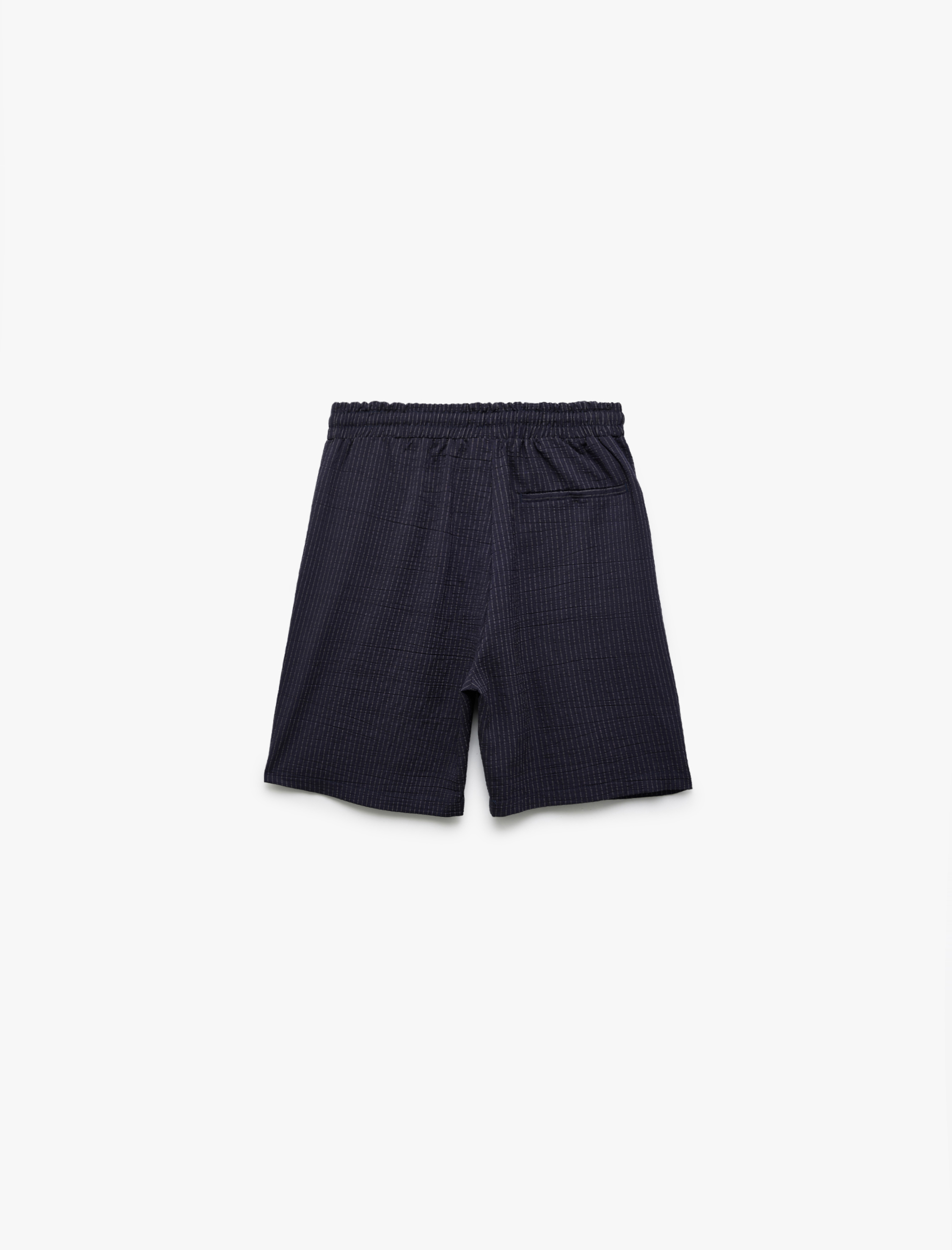 Beli Bağcıklı Cepli Viskon Karışımlı Çizgili Şort