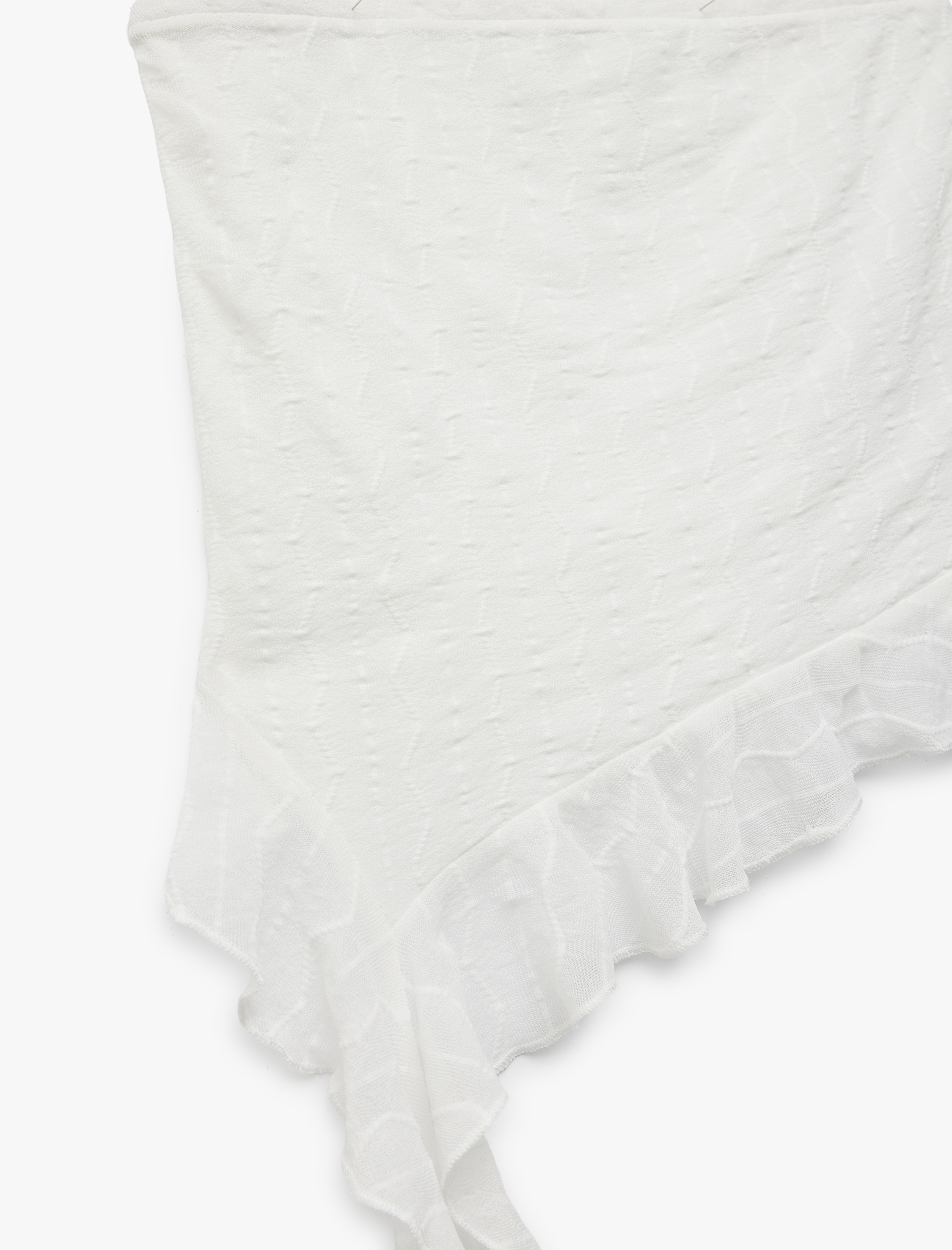   Fırfır Detaylı Asimetrik Dantelli Straplez Crop Bluz