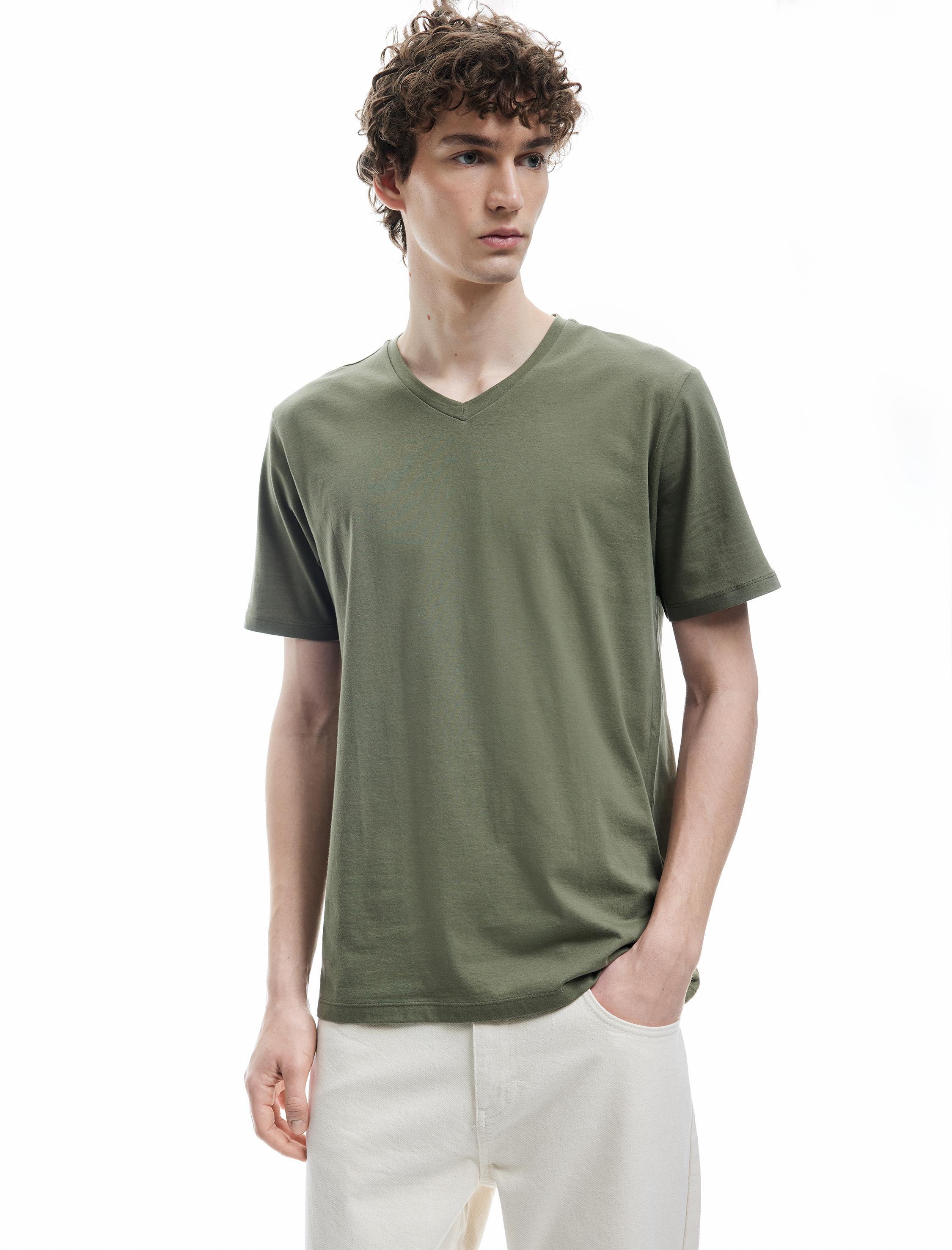   Kısa Kollu V Yaka Pamuklu Basic Erkek Slim Fit Tişört