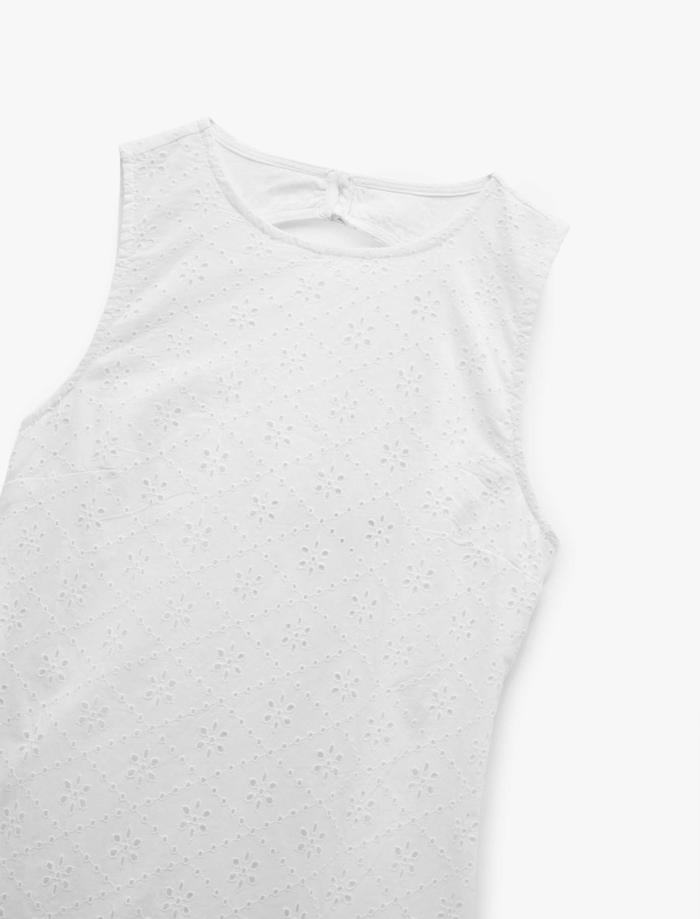   Astarlı Pamuklu Brodeli Fisto Detaylı Kolsuz Bisiklet Yaka Mini Elbise