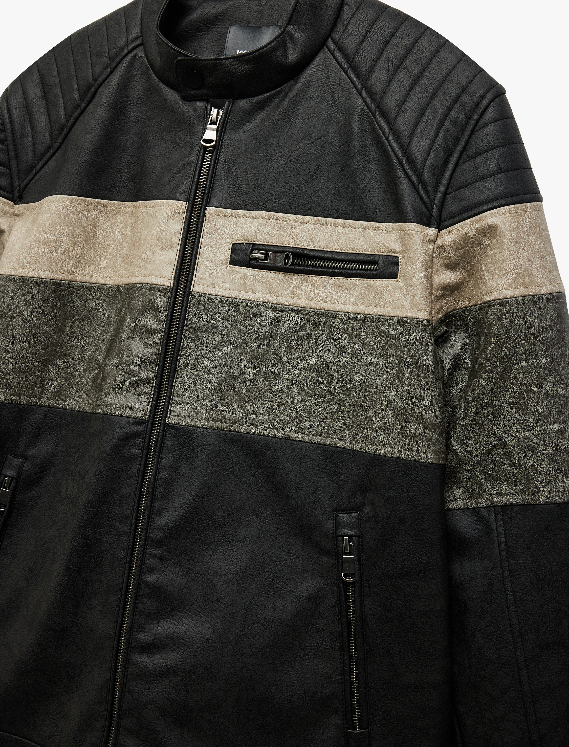   Fermuar Detaylı Cepli Hakim Yaka Uzun Kollu Deri Ceket