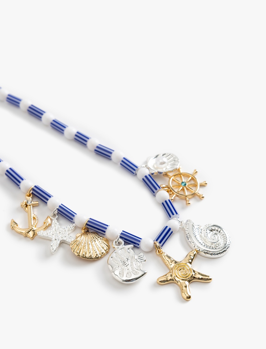  Kadın Deniz Kabuğu Charm Detaylı Boncuklu Kolye