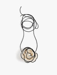Çiçek Detaylı Choker Kolye