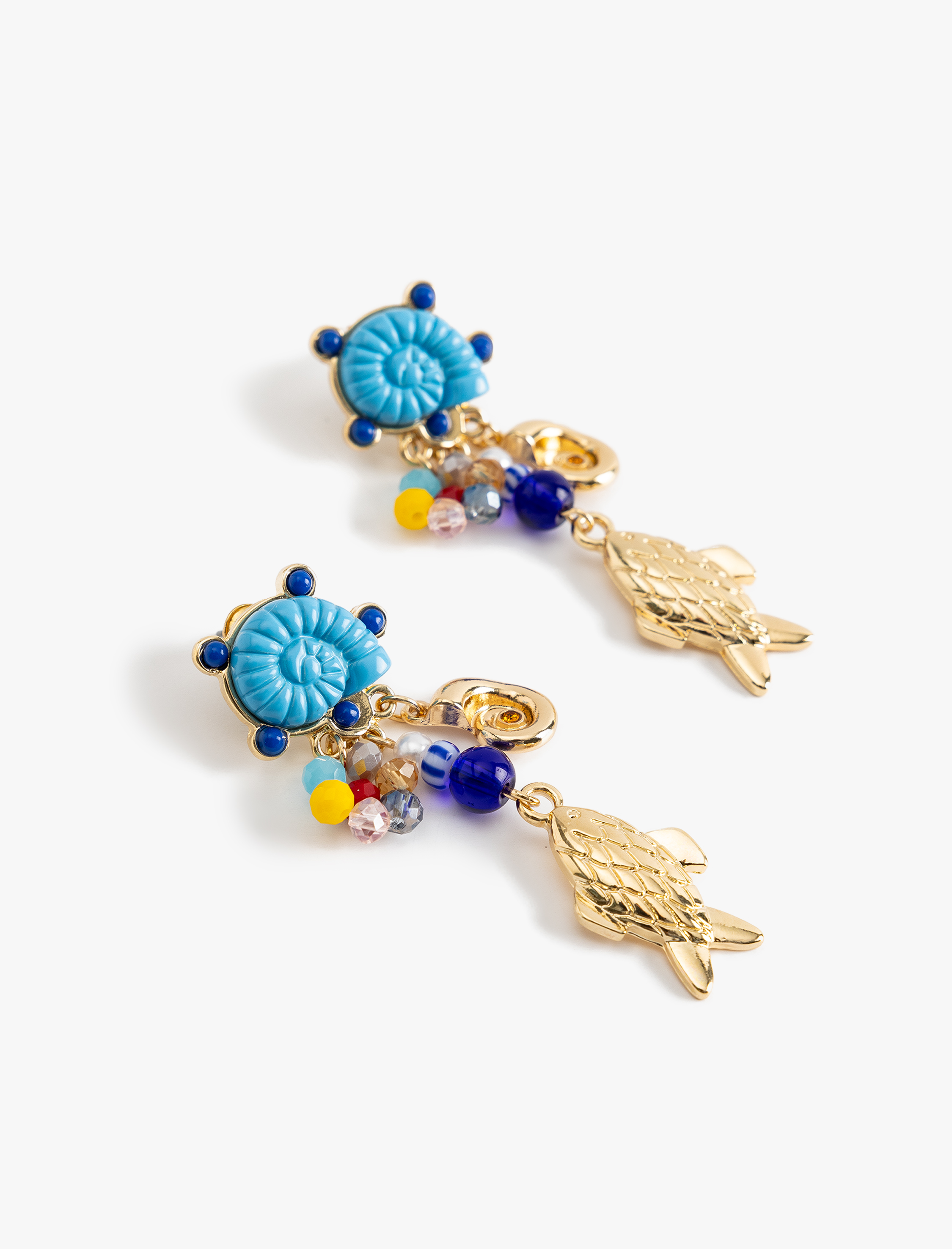  Kadın Sallantılı Çok Renkli Balık Charm Detaylı Küpe