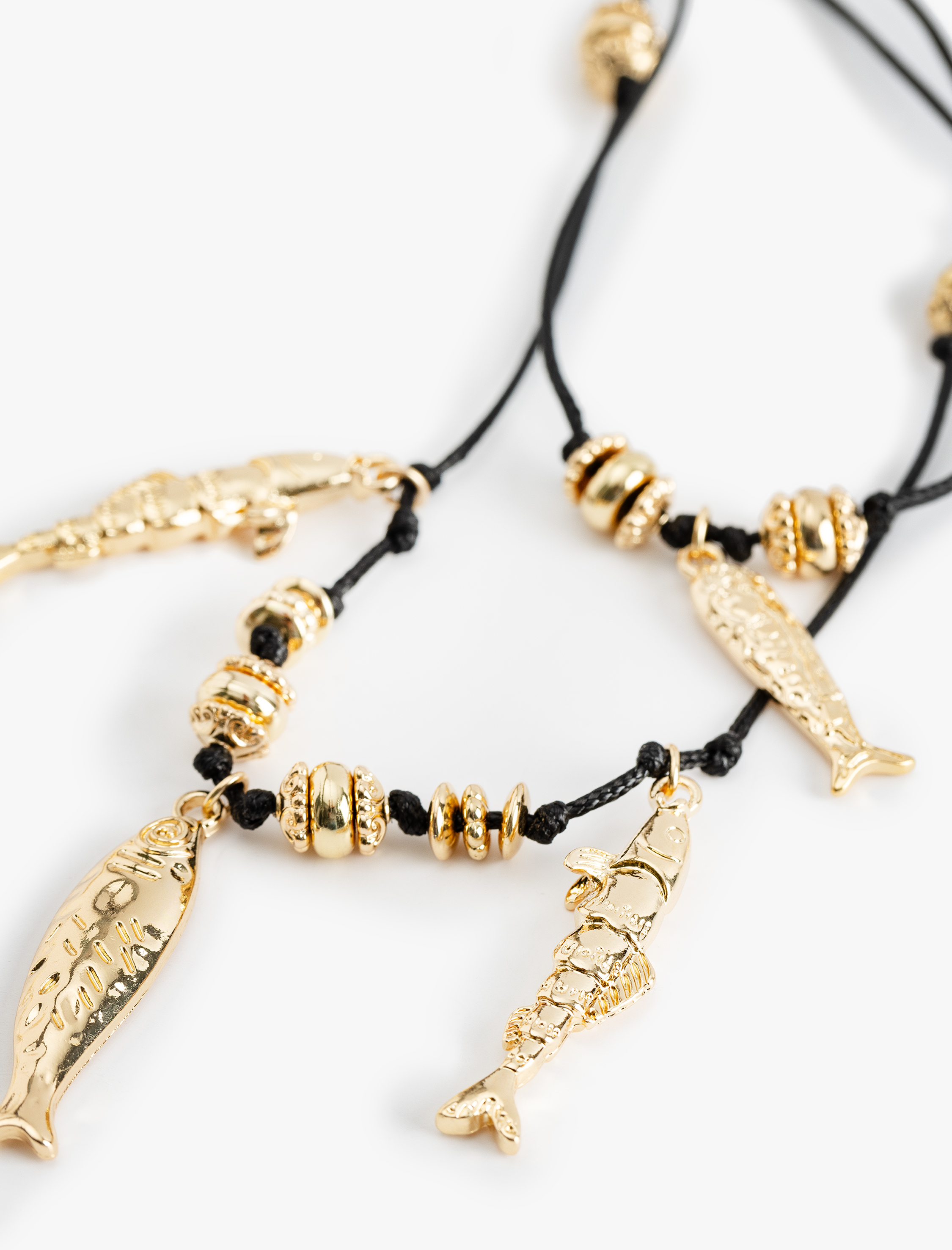  Kadın Charm Detaylı Çift Sıra Balıklı Kolye