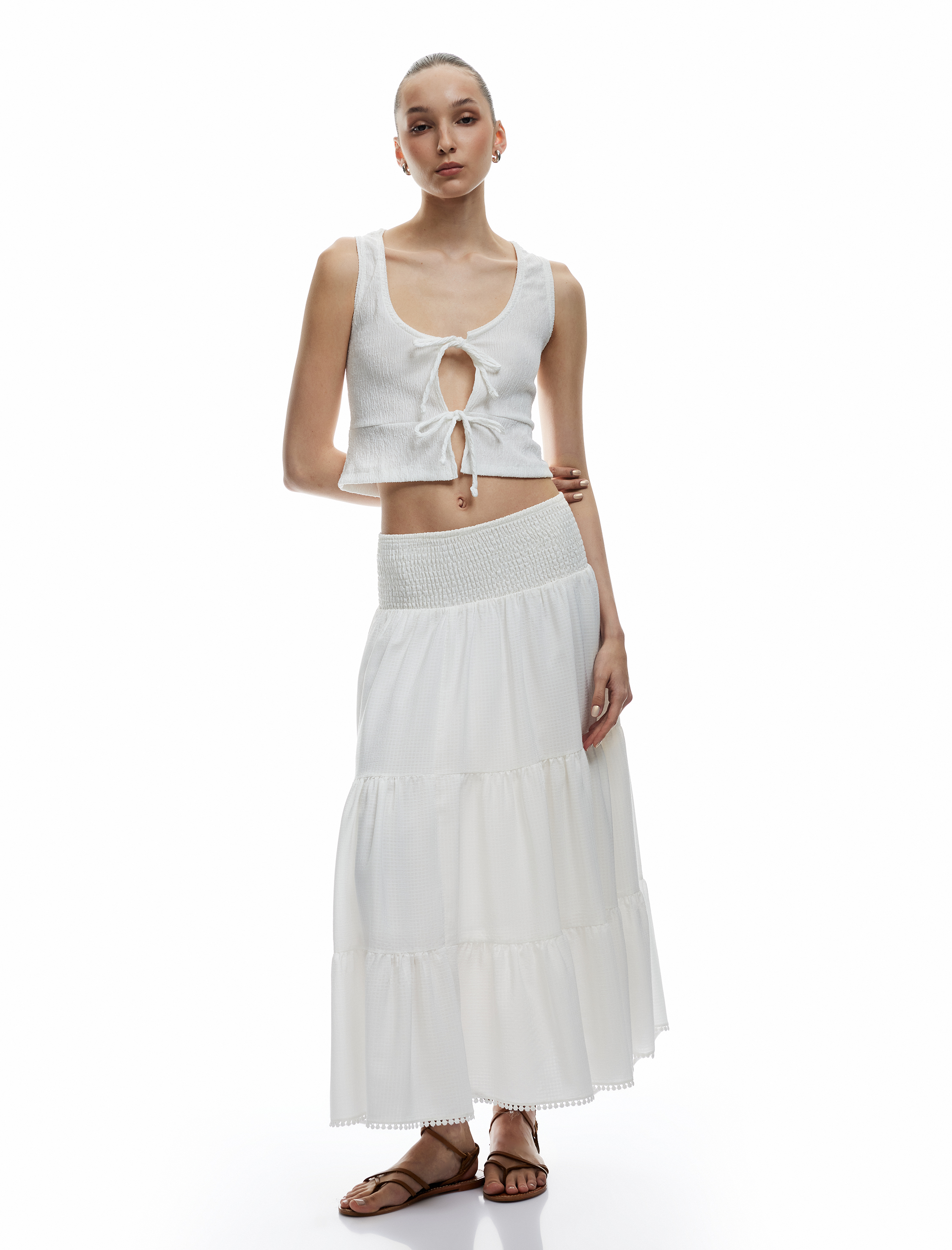   Bağlama Detaylı Bürümcük Kolsuz Bisiklet Yaka Bluz