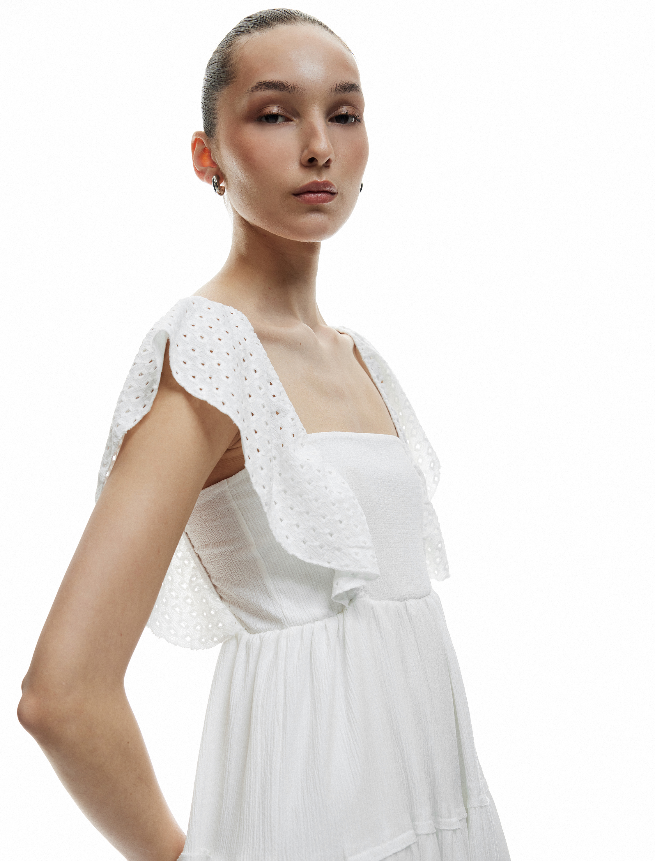 Kat Detaylı Kolsuz Kare Yaka Bürümcük Rahat Kalıp Midi Elbise