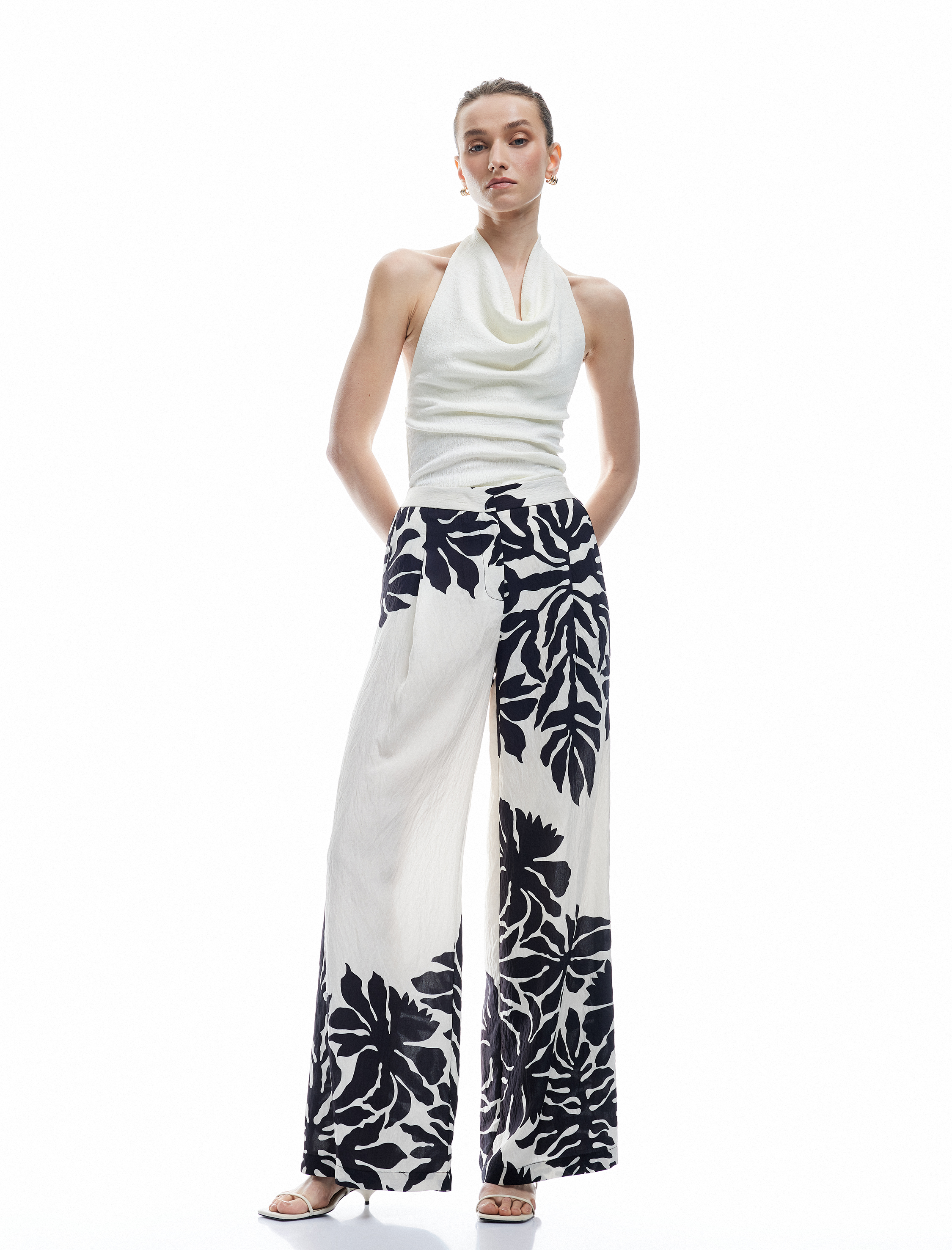   Viskon Kumaş Cepli Geniş Paça Çiçekli Palazzo Pantolon