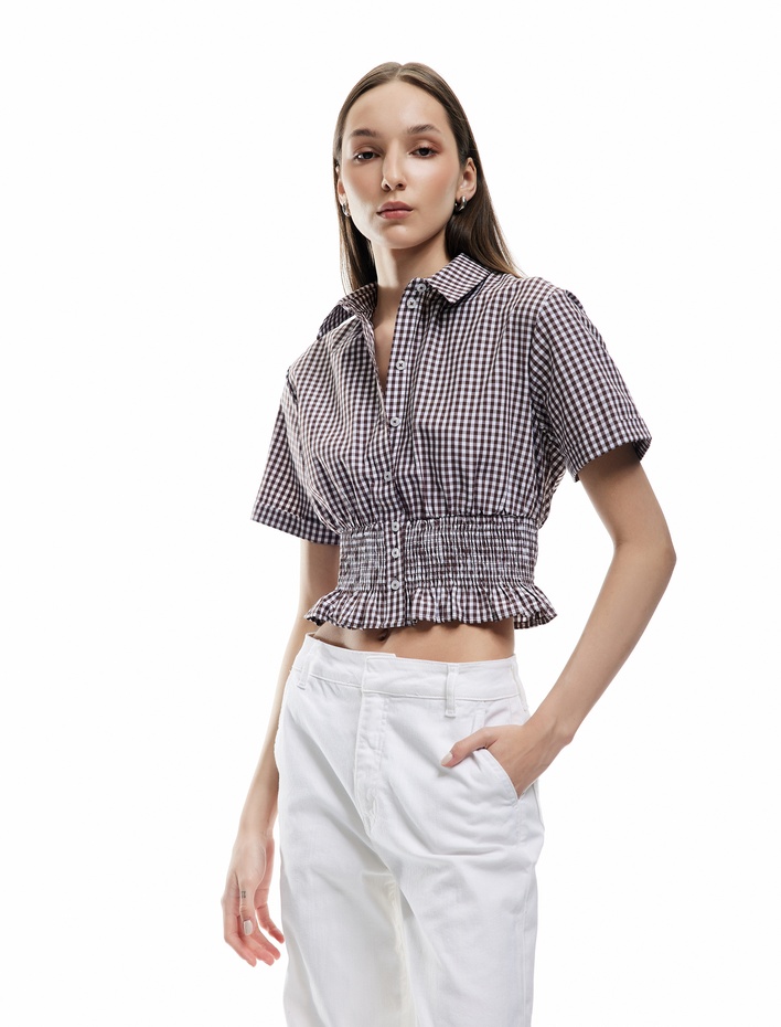  Kısa Kollu Klasik Yaka Düğmeli Gipe Detaylı Pötikareli Gömlek