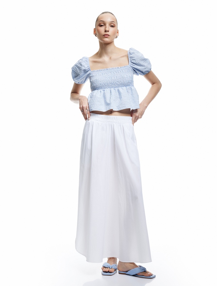  Kayık Yaka Gipeli Kısa Balon Kollu Pötikareli Dar Kesim Crop Bluz