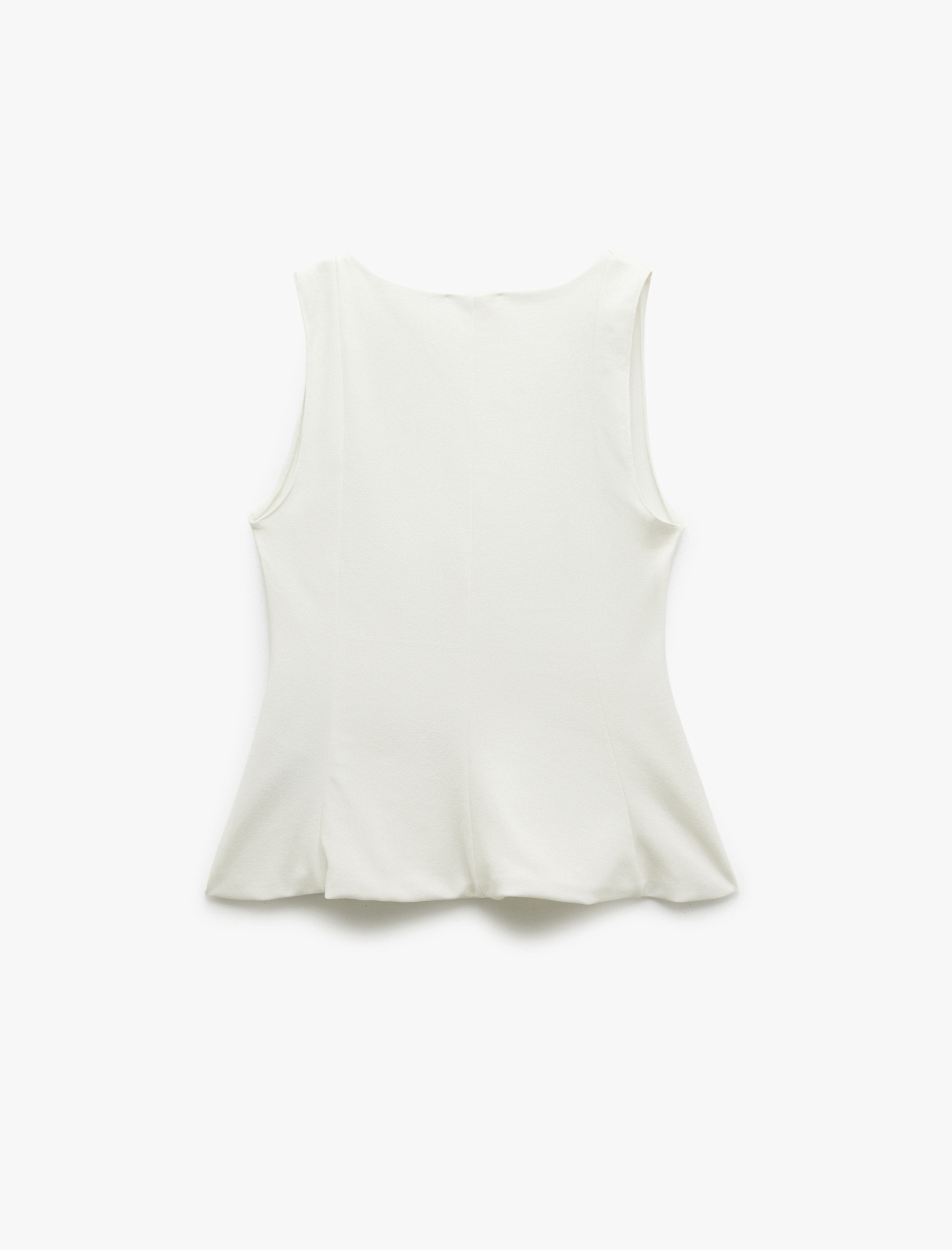   Krep Scuba Kumaş Kare Yaka Kolsuz Peplum Bluz