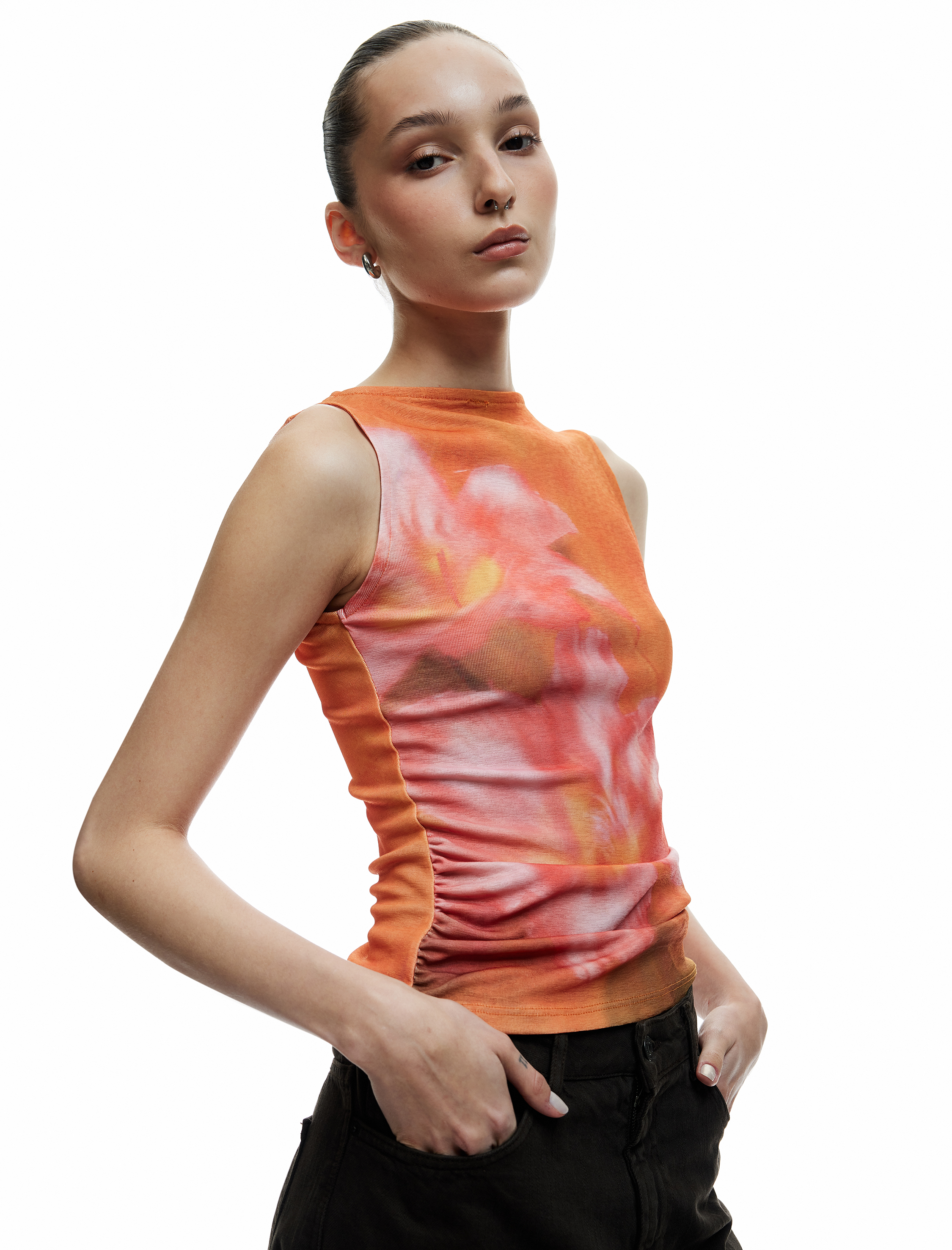   Çiçekli Bisiklet Yaka Drapeli Dar Kesim Kolsuz Bluz