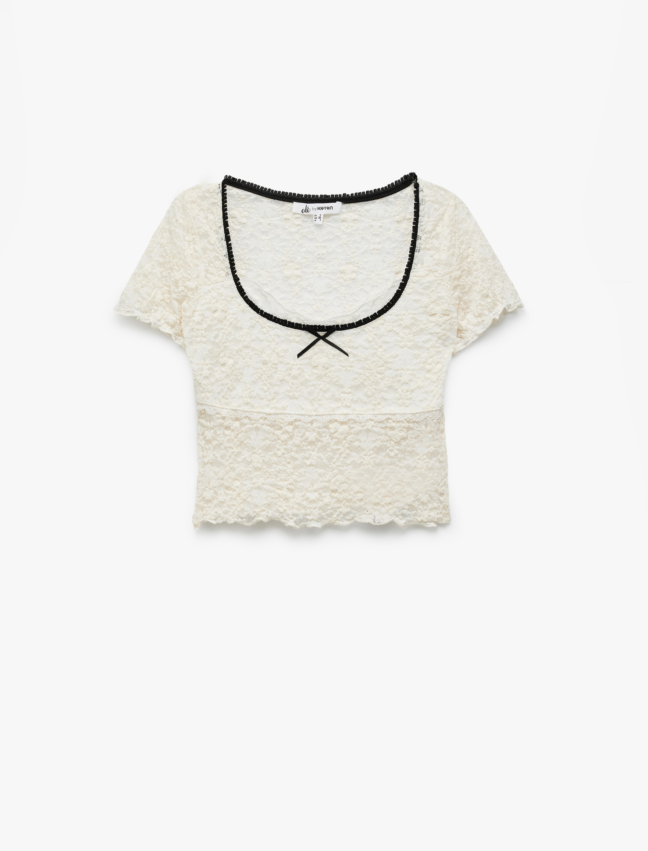   Transparan Fiyonk Detaylı Kısa Kollu U Yaka Dantel Tişört