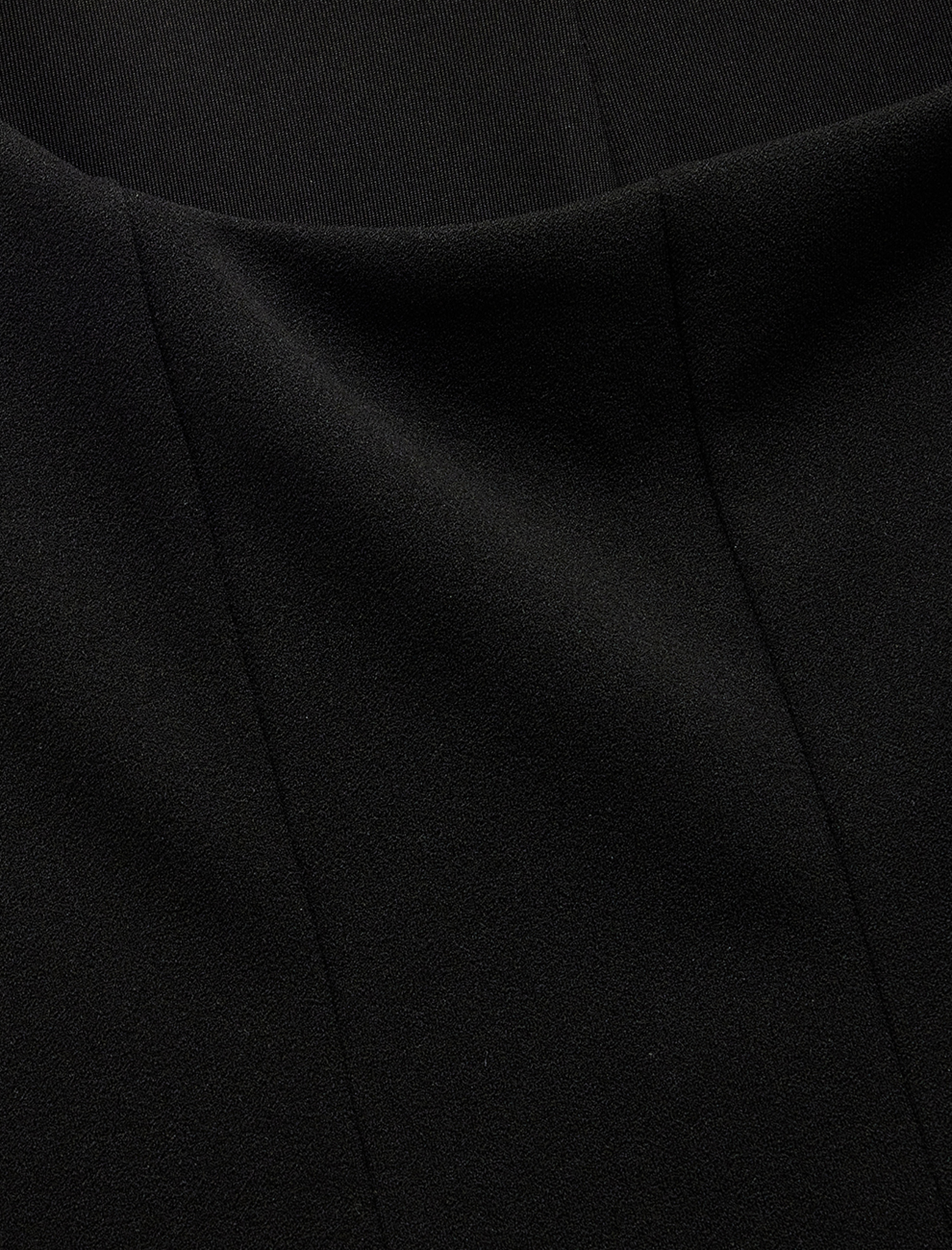   Krep Scuba Kumaş Kare Yaka Kolsuz Peplum Bluz