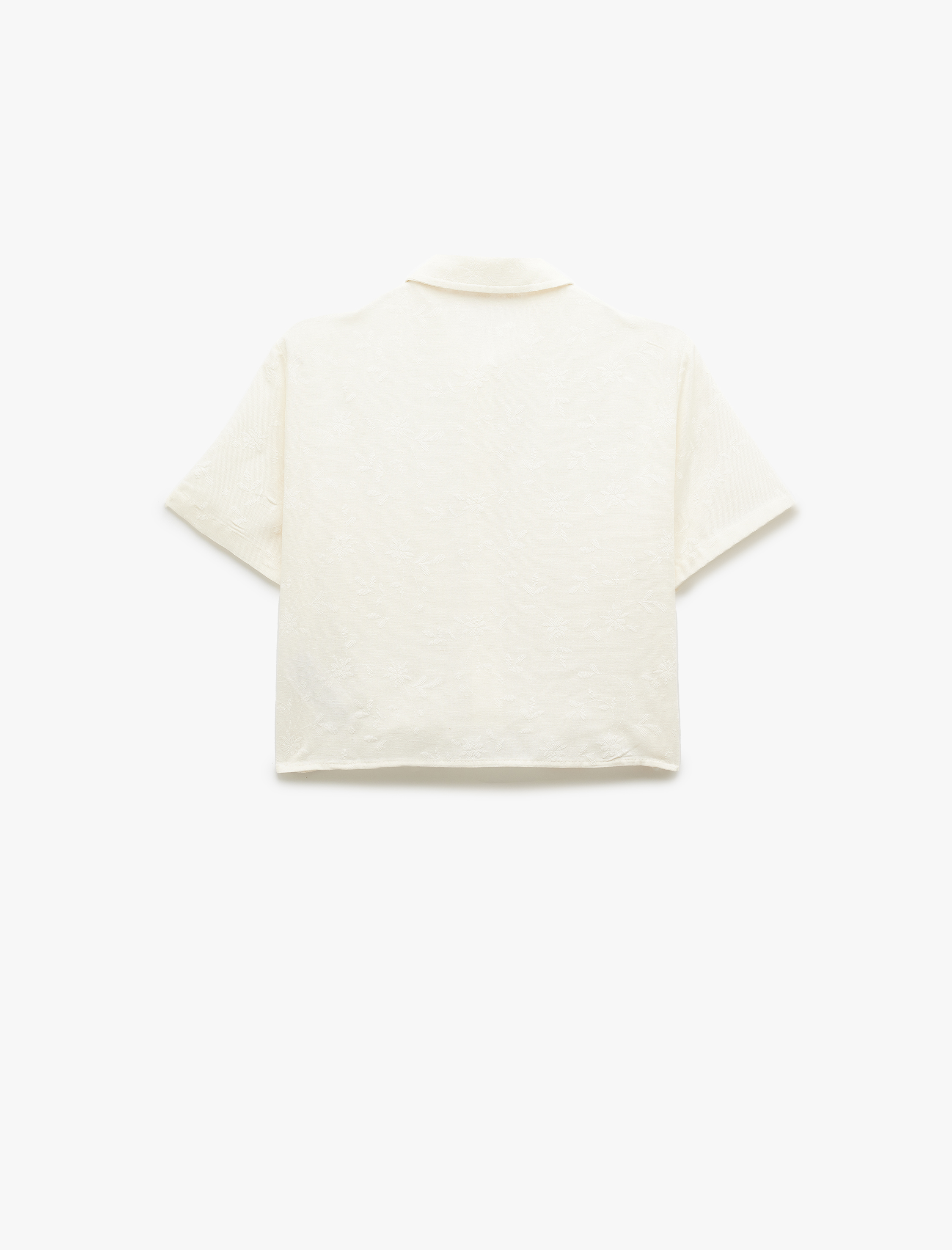   Kısa Kollu Klasik Yaka Cep Detaylı Düğmeli Keten Karışımlı Gömlek