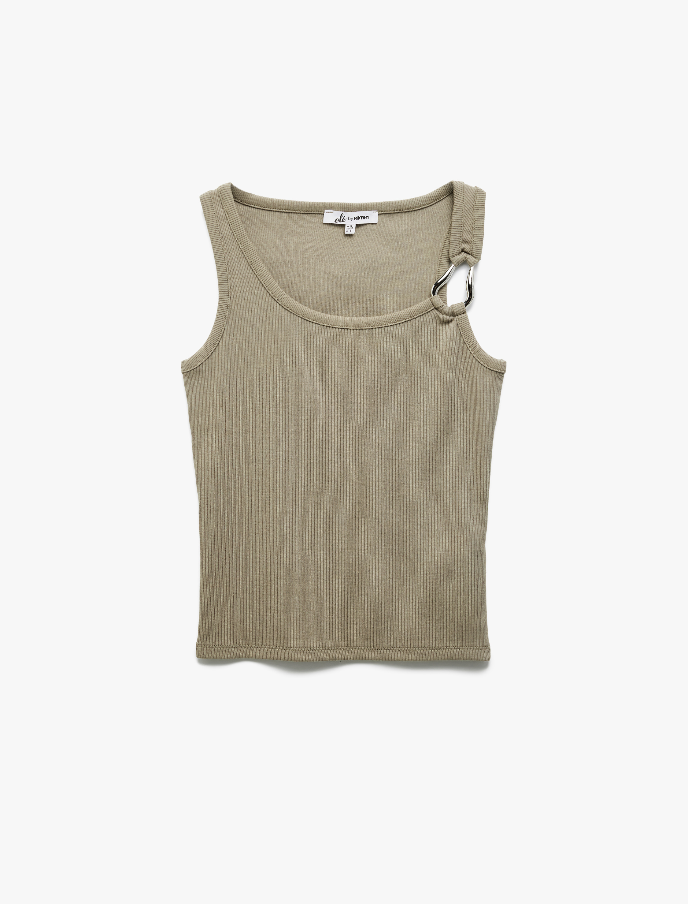   Asimetrik Yaka Metal Aksesuarlı Dar Kesim Kolsuz Bluz