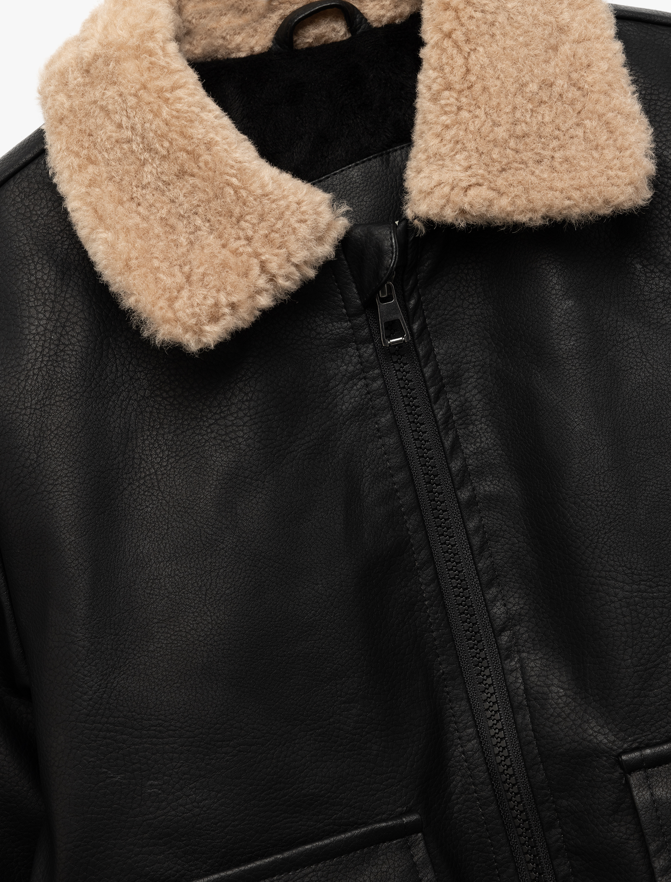  Erkek Çocuk Fermuarlı Peluş Yaka Cepli Bomber Deri Ceket