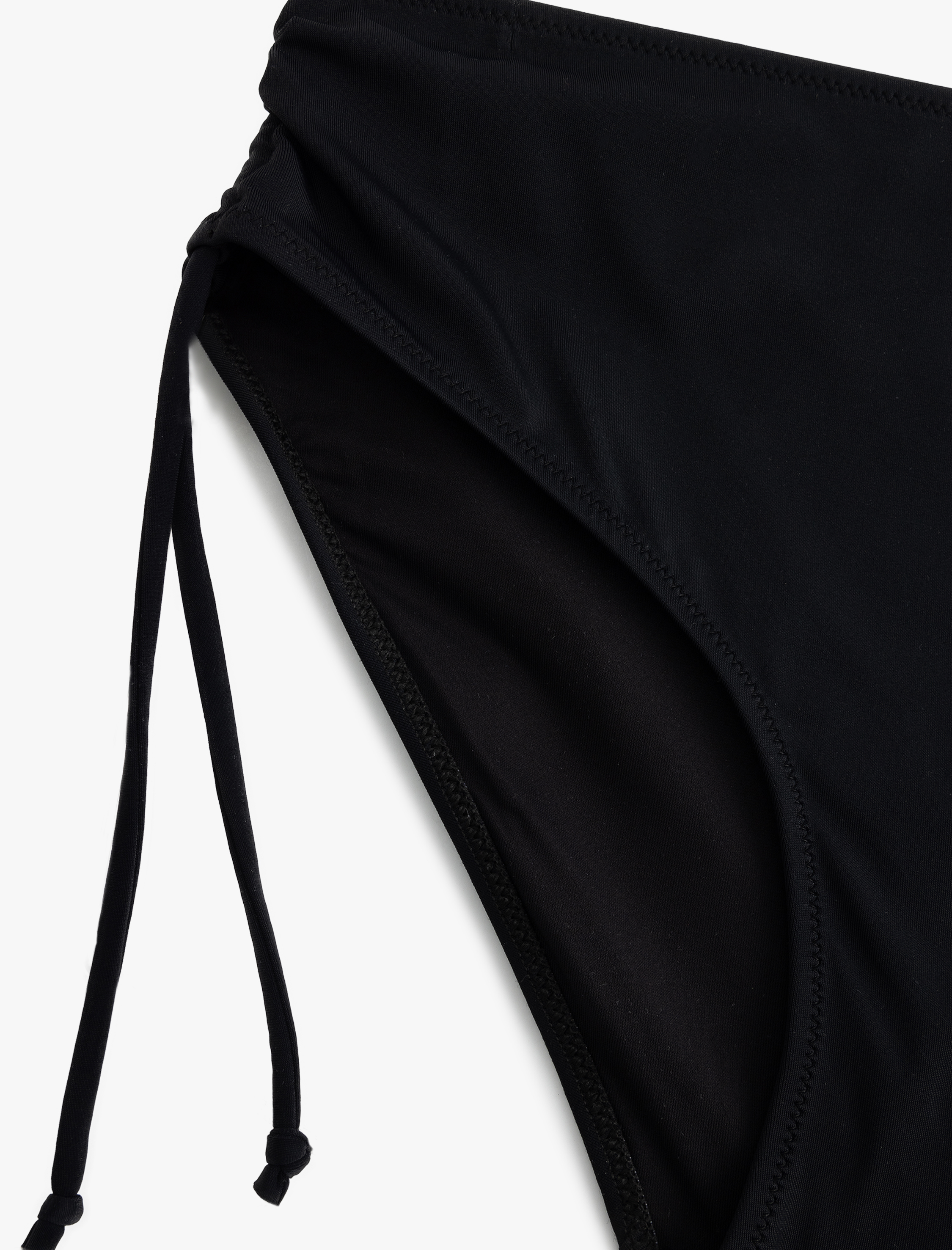   Yüksek Bel Yanları Büzgülü İpli Bikini Altı