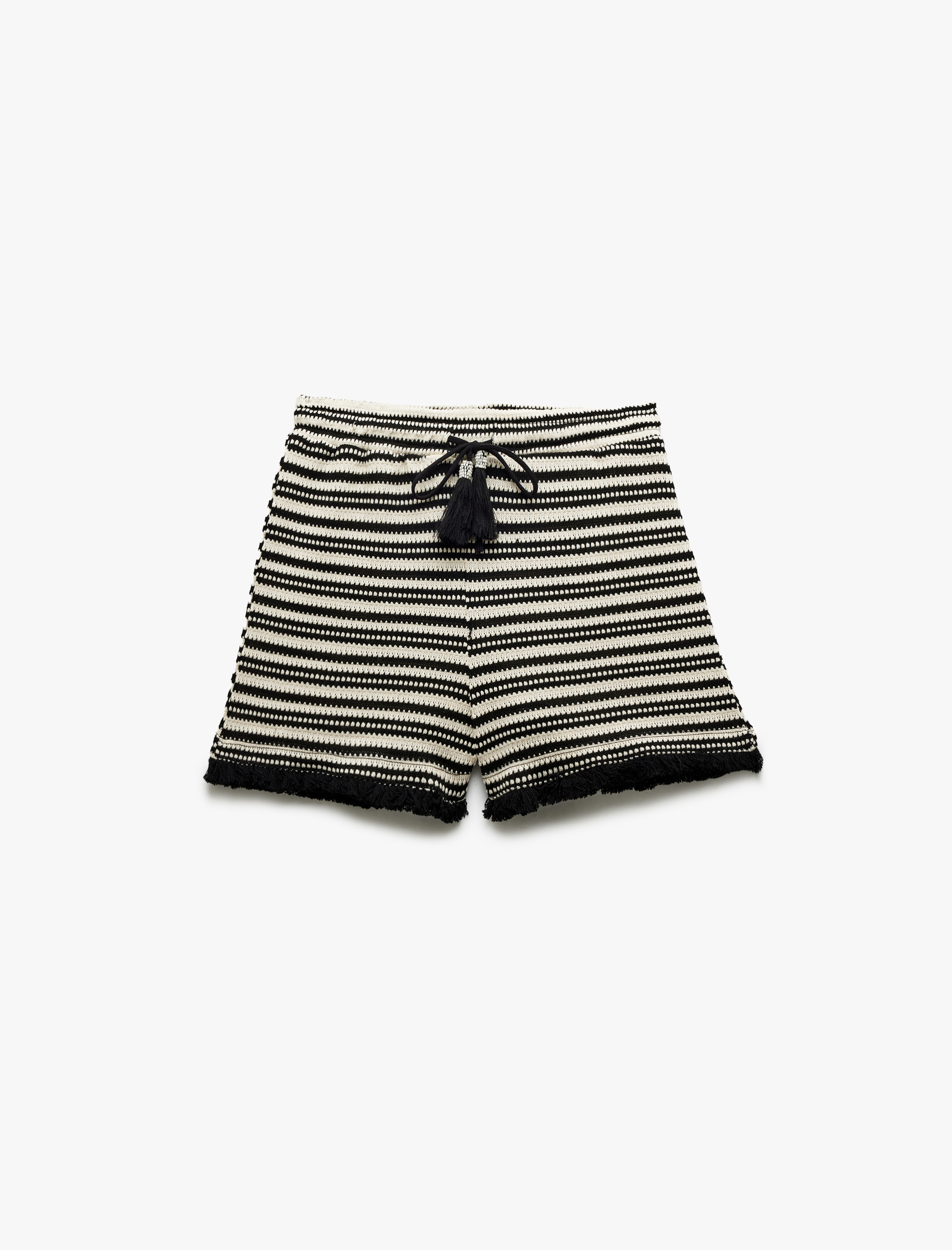   Regular Fit Püsküllü Beli Bağlamalı Mini Kroşe Şort