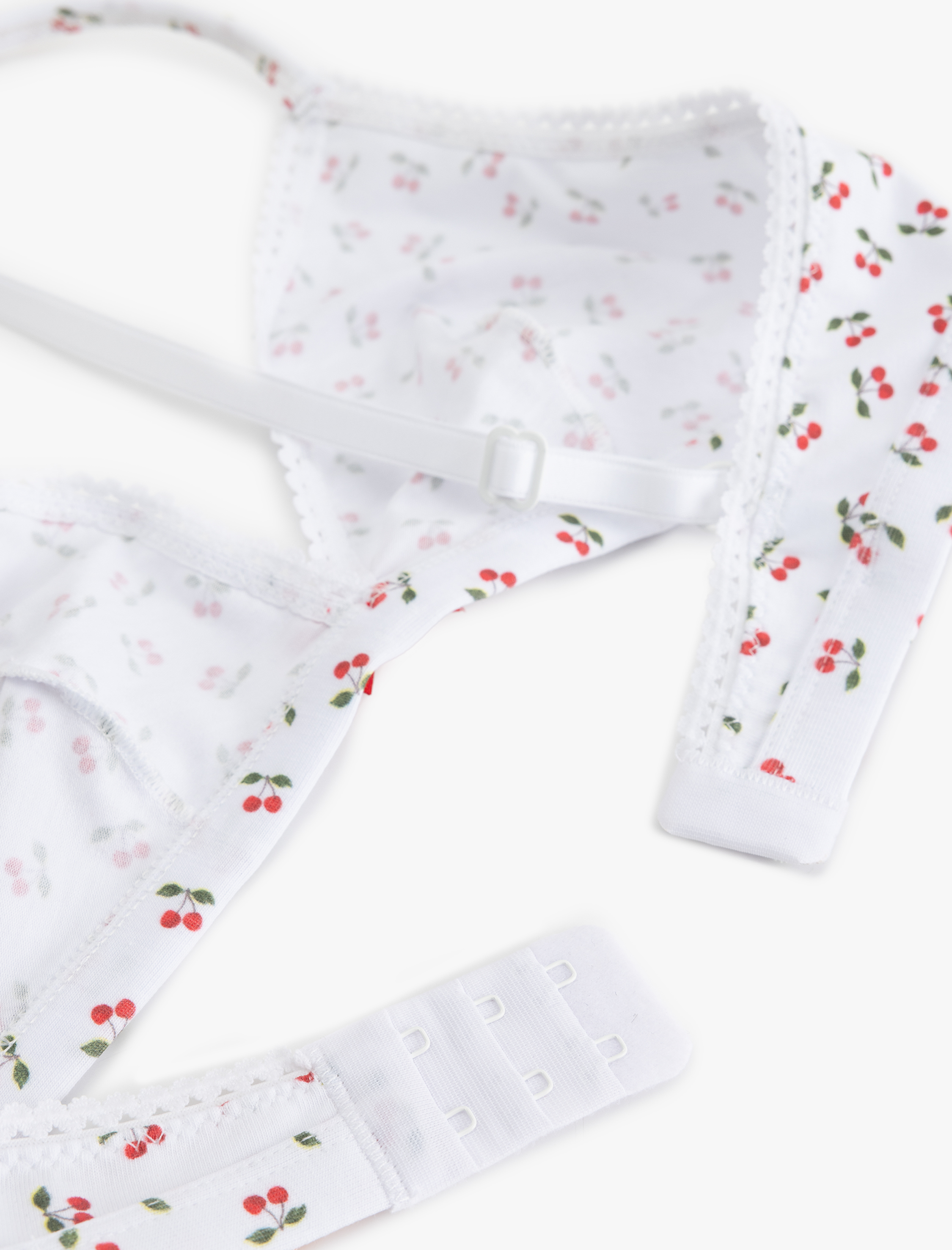   Pamuklu Fiyonklu Balensiz Dolgusuz Kiraz Baskılı Sütyen