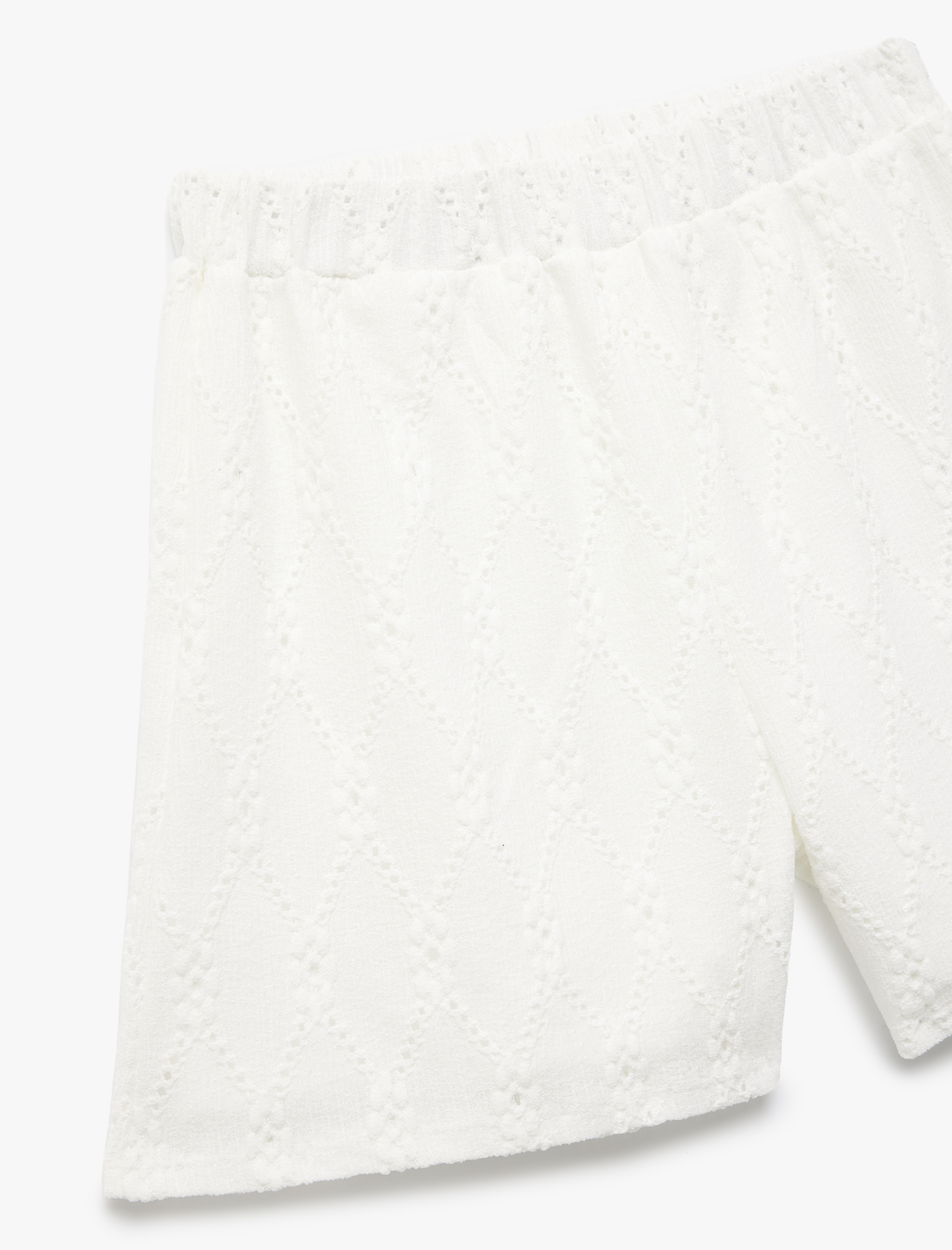  Kız Çocuk Brodeli Detaylı Beli Lastikli Şort