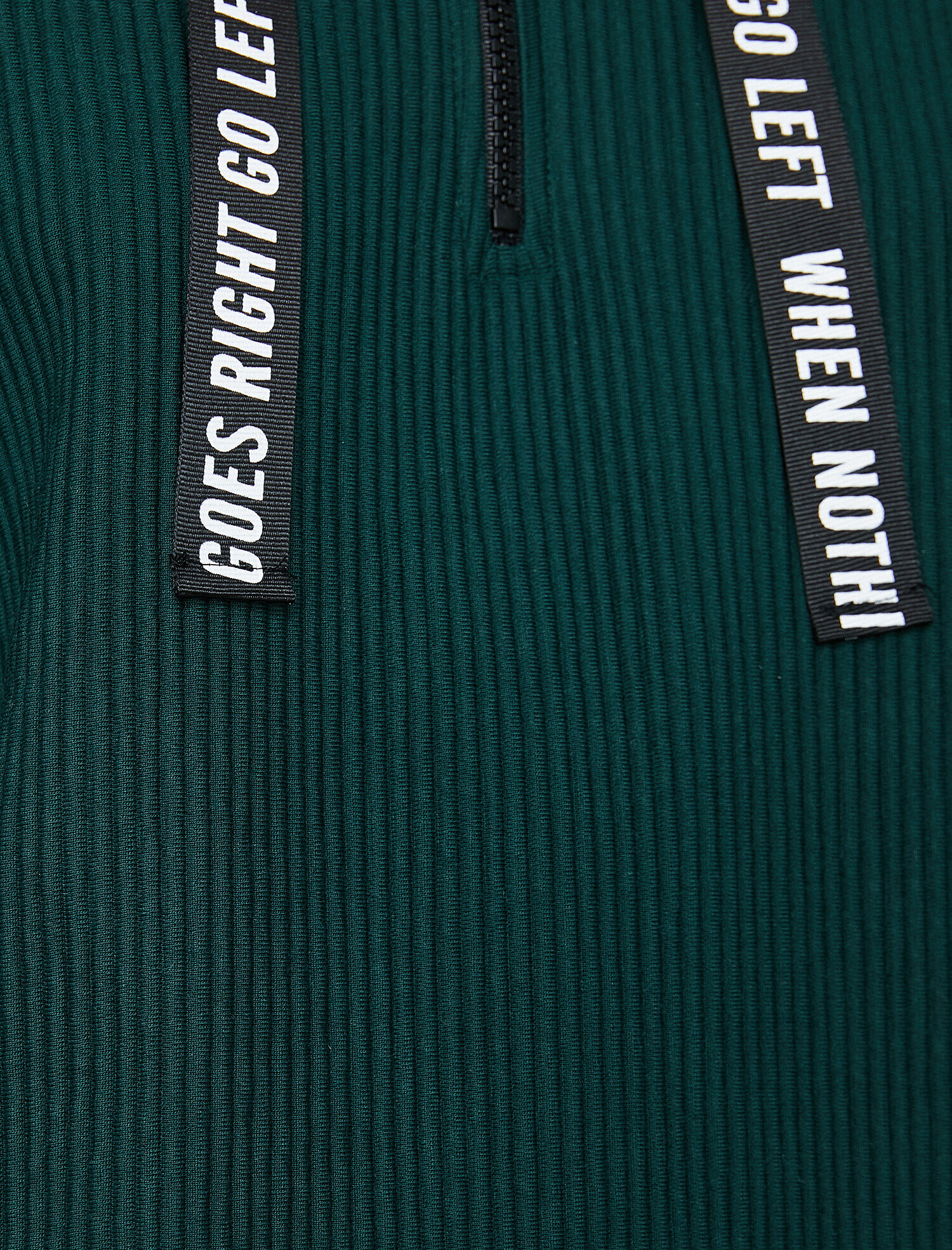   Kapüşonlu Sweatshirt