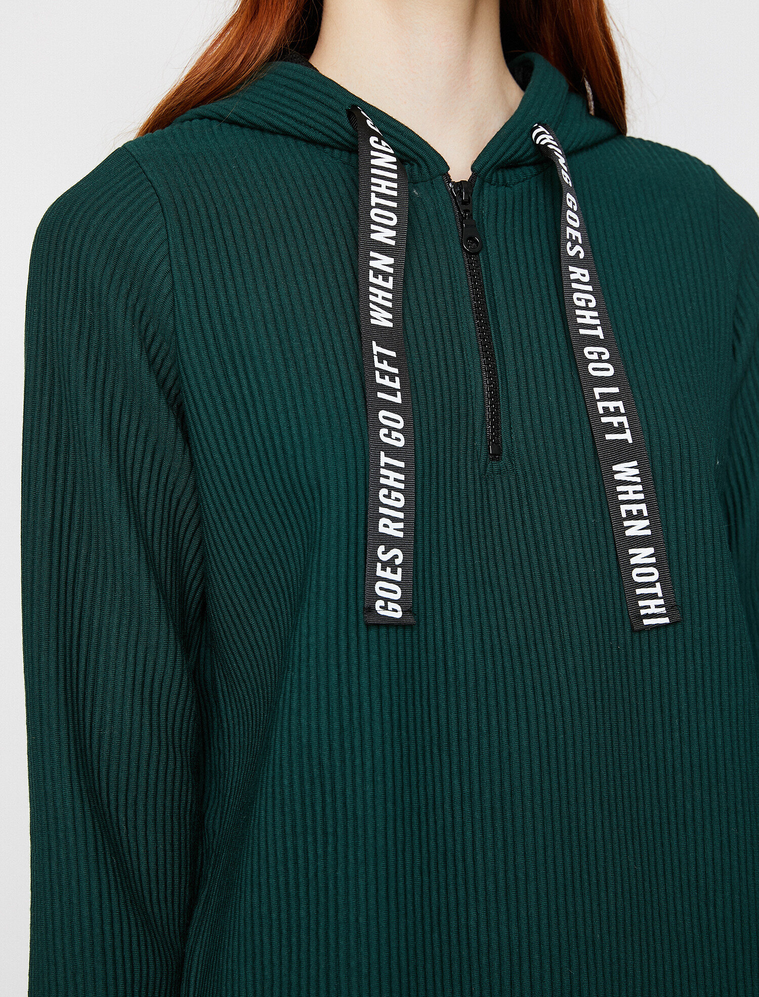   Kapüşonlu Sweatshirt