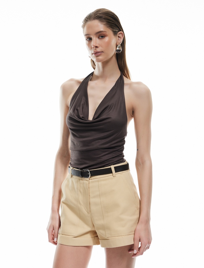  Koton X Sima Tarkan - Viskon Kumaş Kolsuz Sırt Dekolteli Degaje Yaka Bodysuit