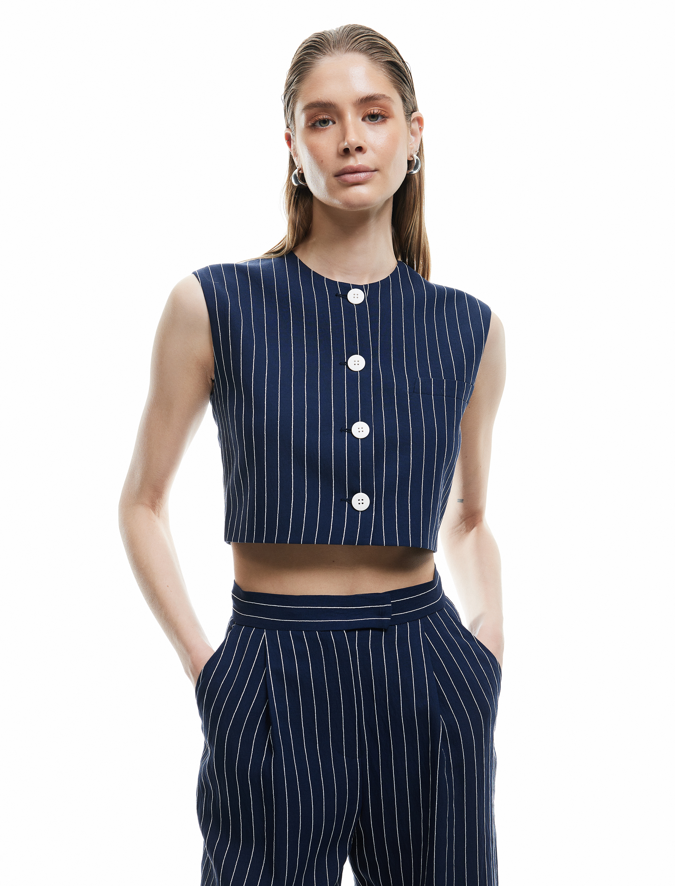   Koton X Sima Tarkan - Viskon Regular Fit Bisiklet Yaka Düğmeli Kısa Yelek