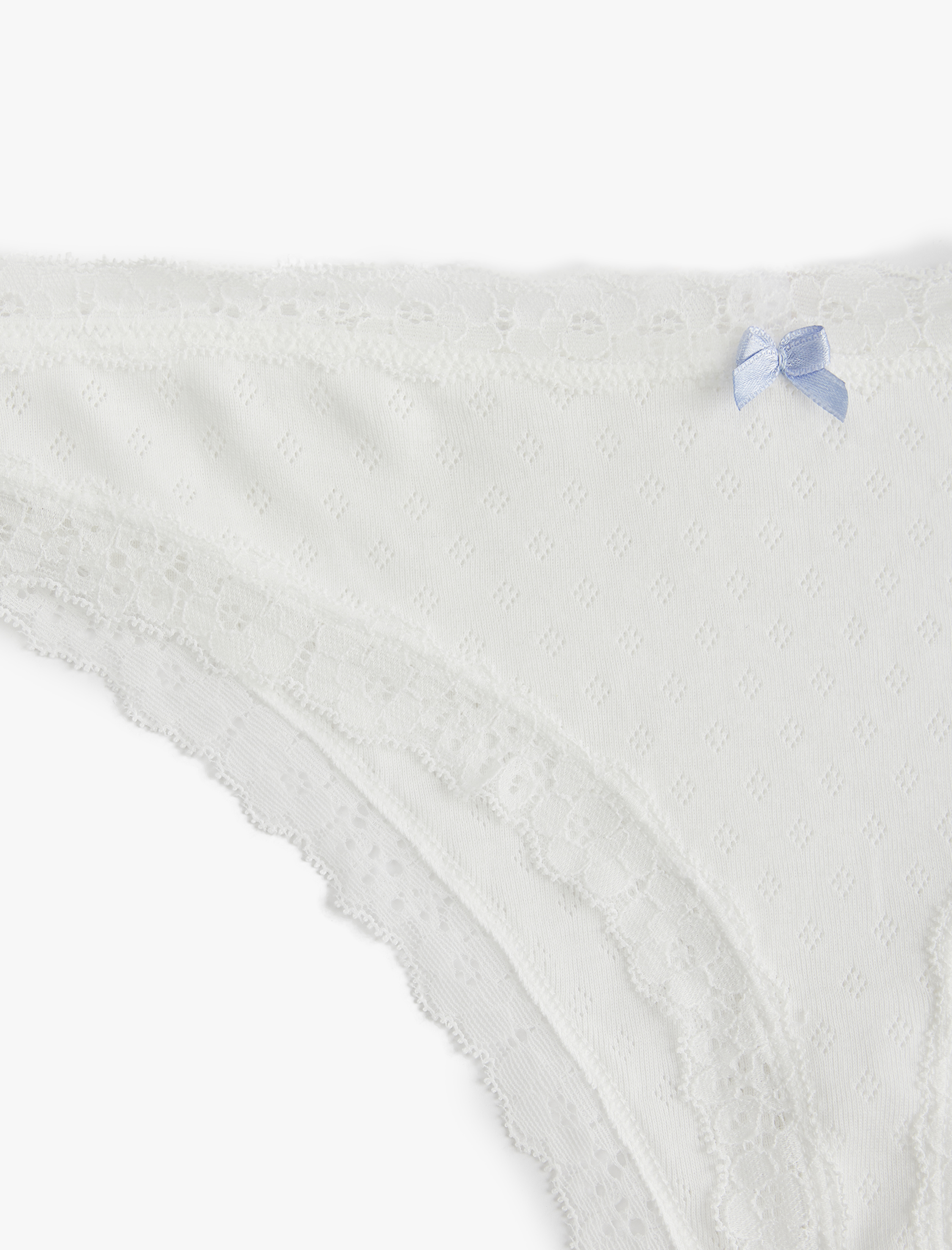   Pamuklu Fiyonklu Dantel Detaylı Külot