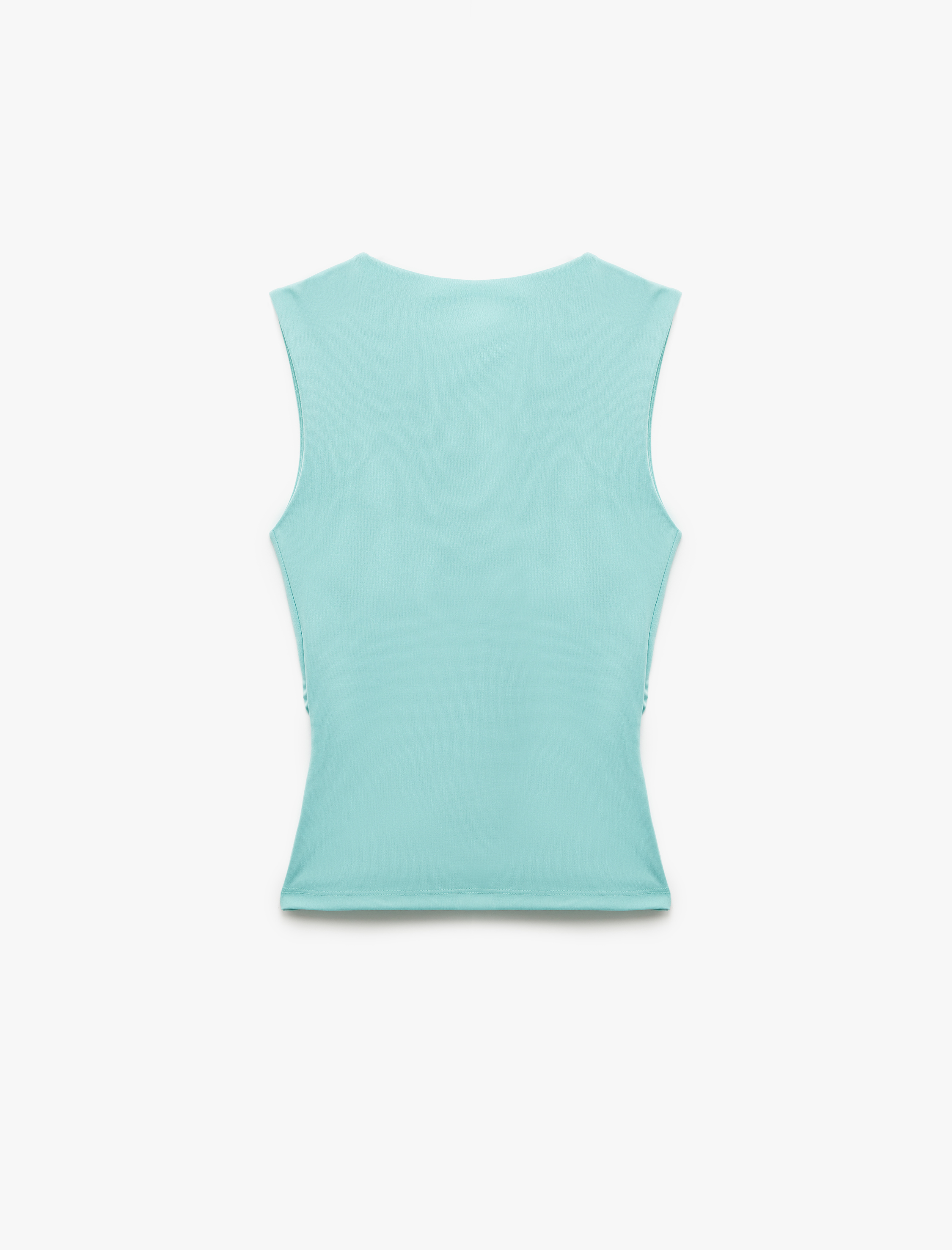   Deniz Kabuğu Aksesuar Detaylı Drapeli Kolsuz Bluz