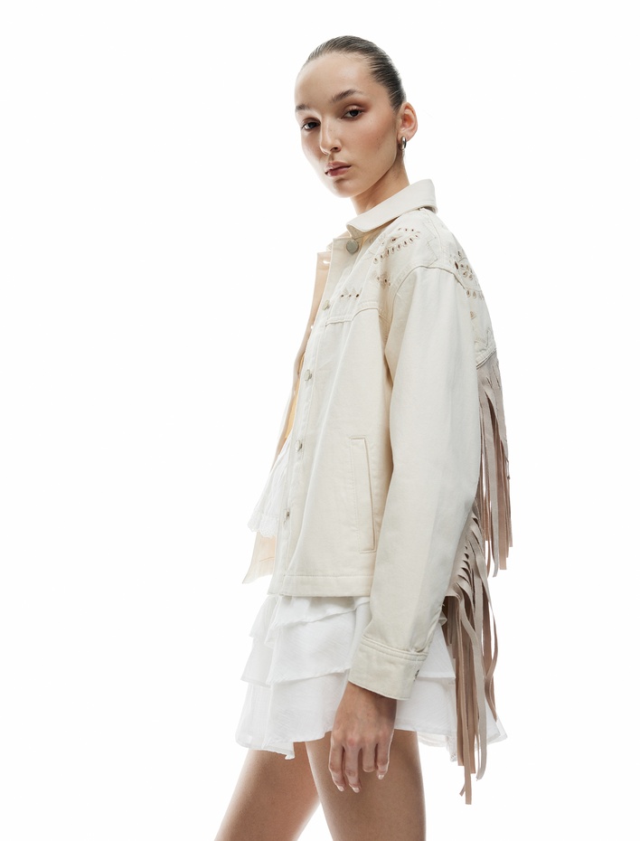  Uzun Kollu Klasik Yaka Nakış Detaylı Düğmeli Cepli Püsküllü Gömlek Ceket