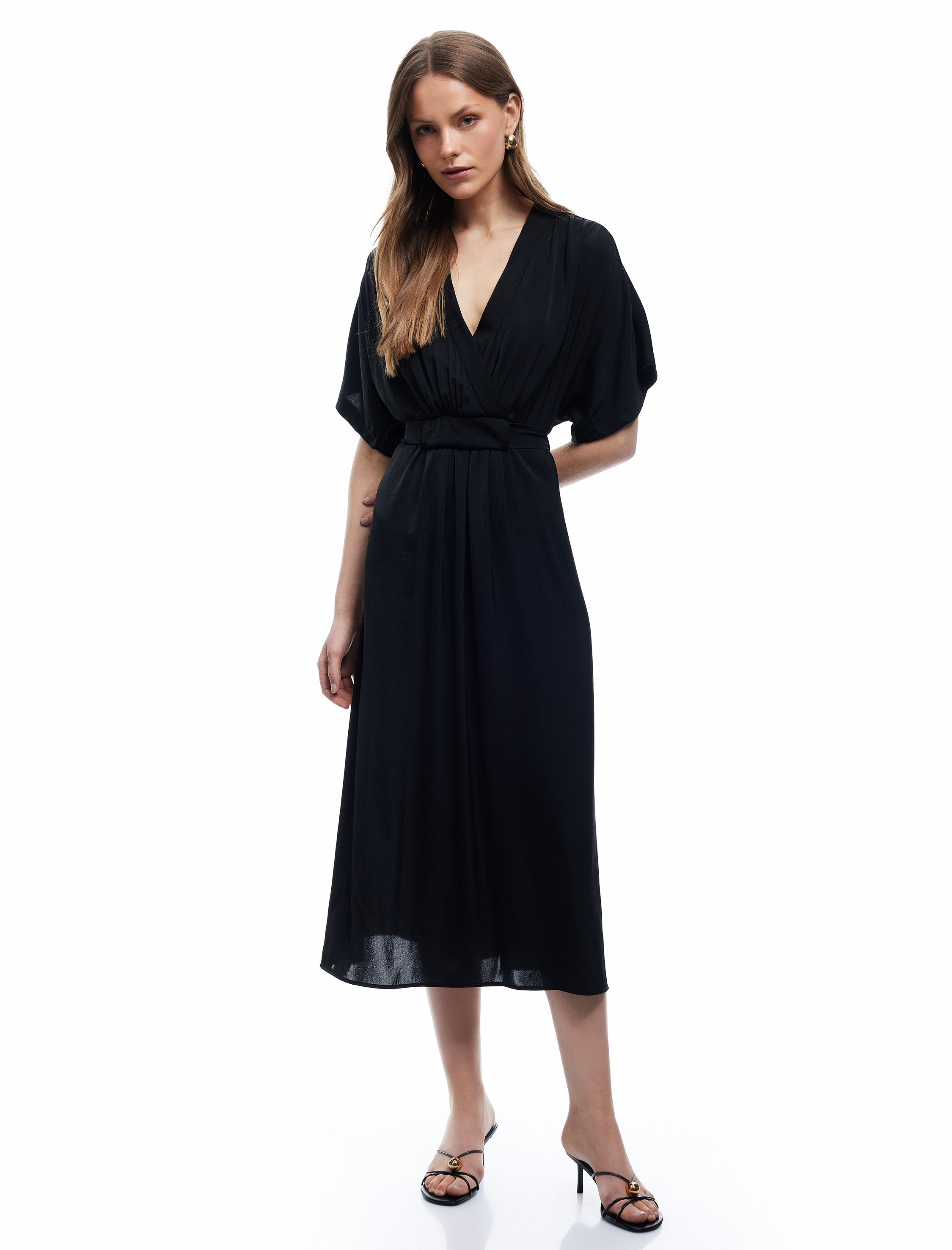   Aerobin Kumaş Kemerli Kısa Kollu V Yaka Uzun Kruvaze Saten Elbise