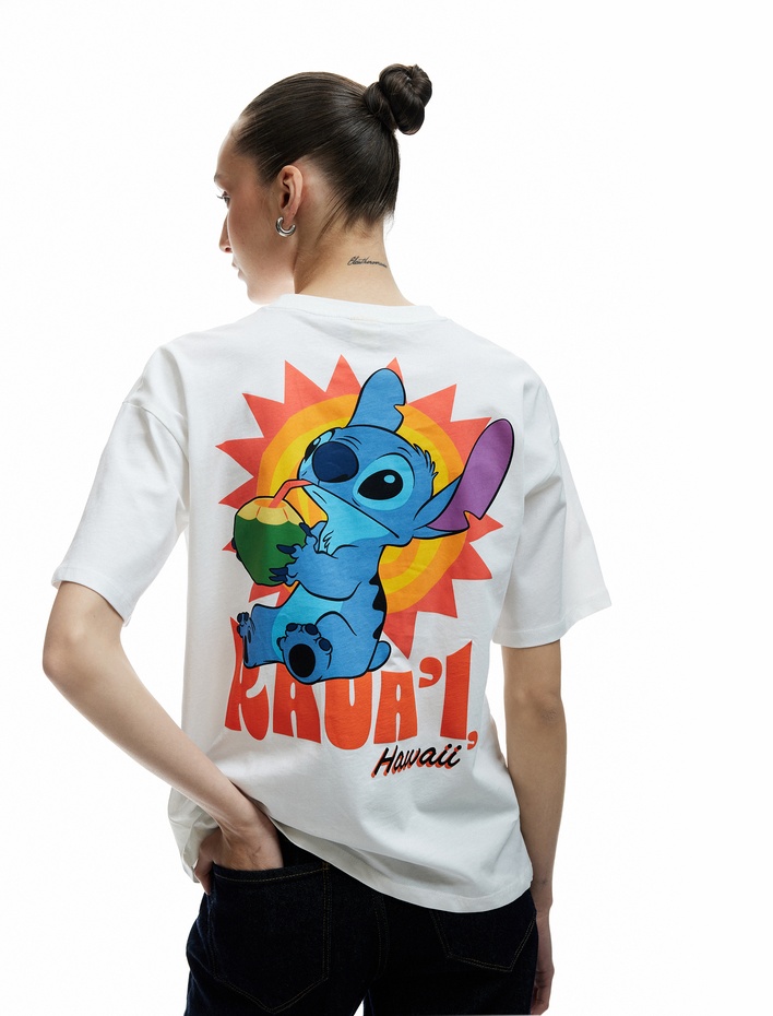  Stitch Lisanslı Arkası Baskılı Kısa Kollu Bisiklet Yaka Pamuklu Oversize Tişört
