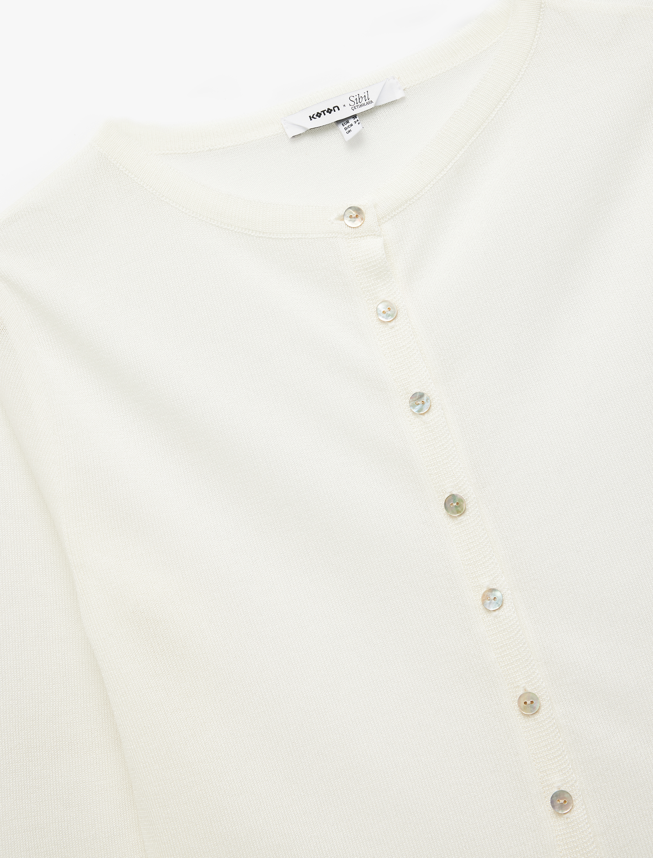   Koton X Sibil Çetinkaya - Viskon Kumaş Uzun Kollu Bisiklet Yaka Düğmeli İnce Triko Hırka