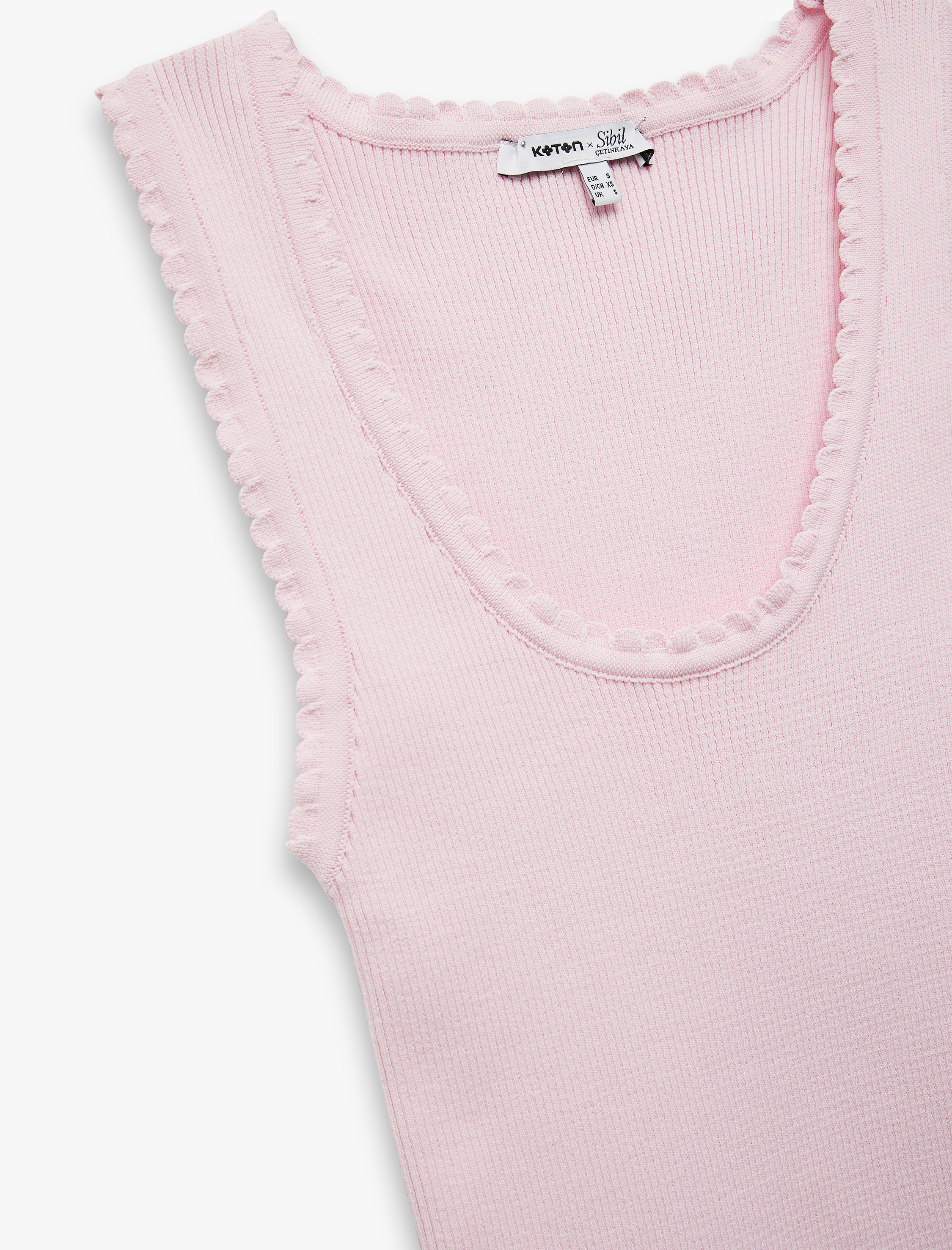 Koton X Sibil Çetinkaya -  U Yaka Kolsuz Triko Atlet