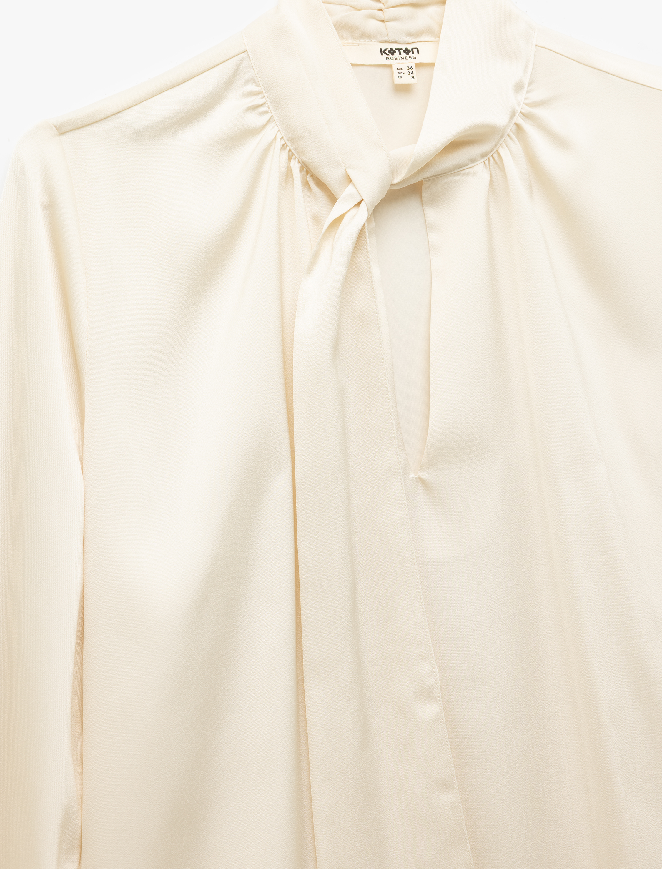   Uzun Kollu Bağlama Detaylı Fular Yaka Saten Bluz