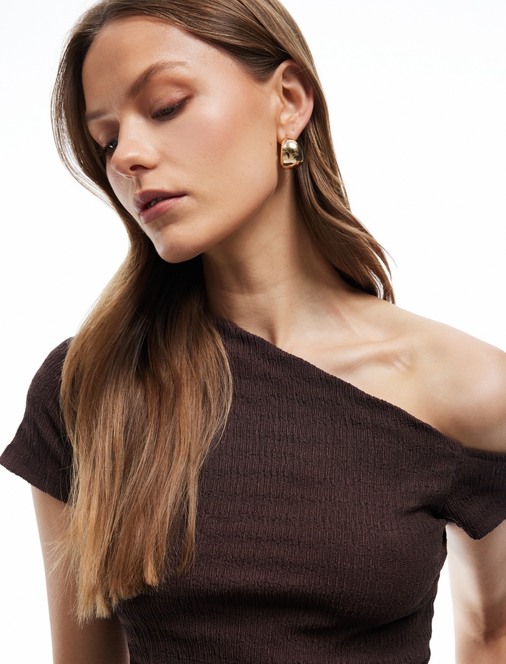  Bürümcük Kumaş Kısa Kollu Asimetrik Tek Omuz  Bluz