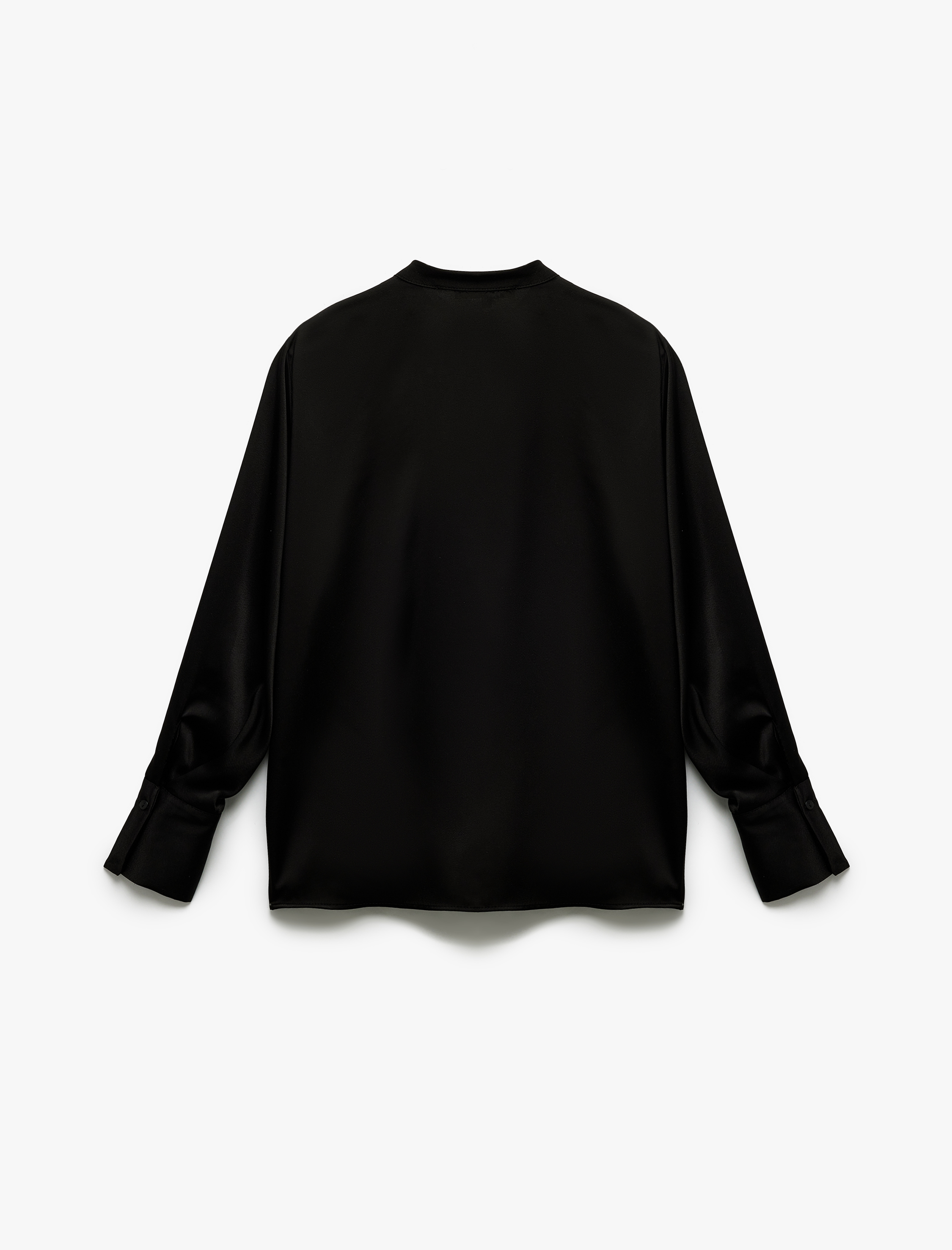 Kaçık Yaka Uzun Kollu Saten Bluz