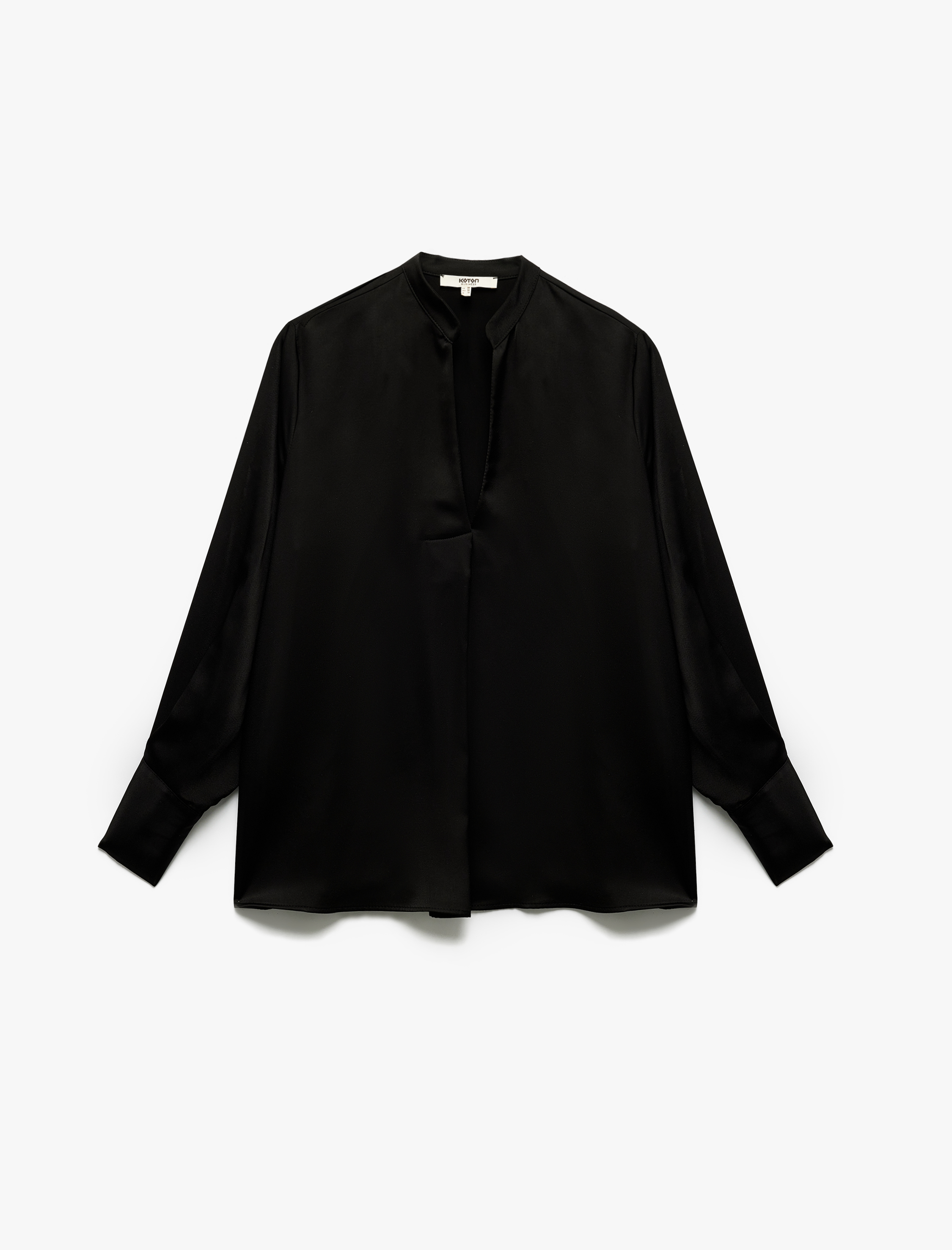 Kaçık Yaka Uzun Kollu Saten Bluz