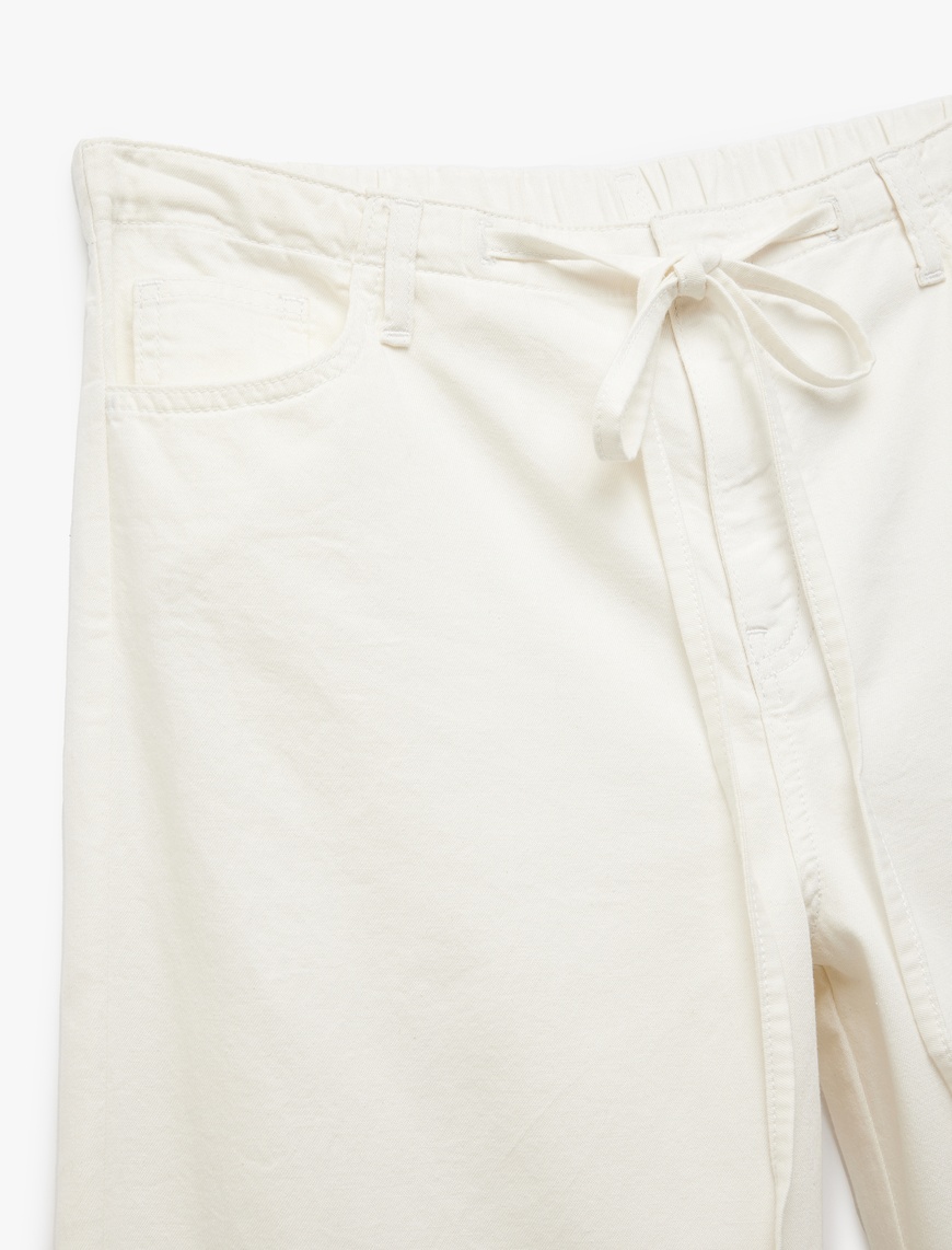   Loose Straight Fit Jeans
